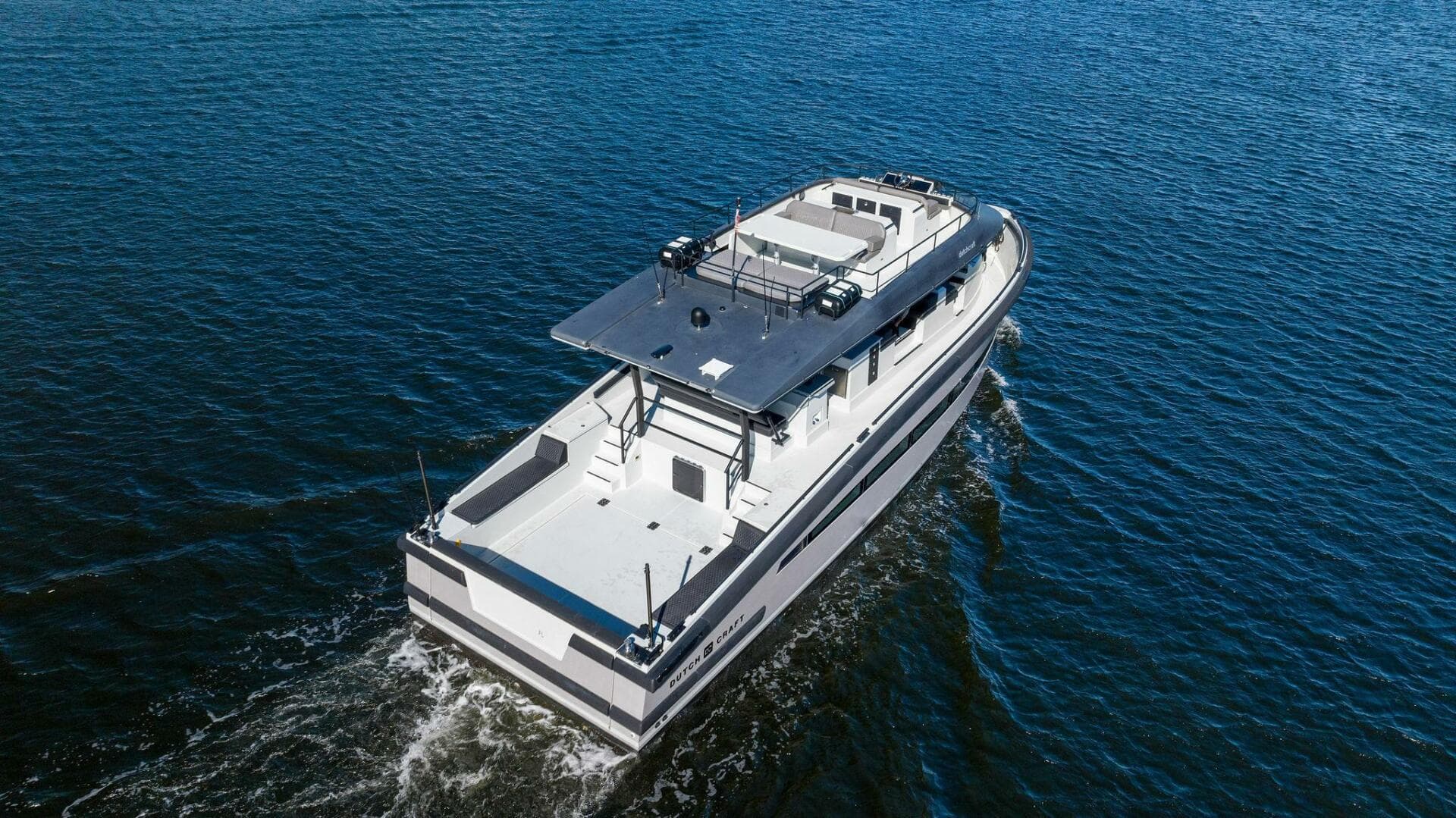 2019 Dutchcraft 56 Open — photo 6