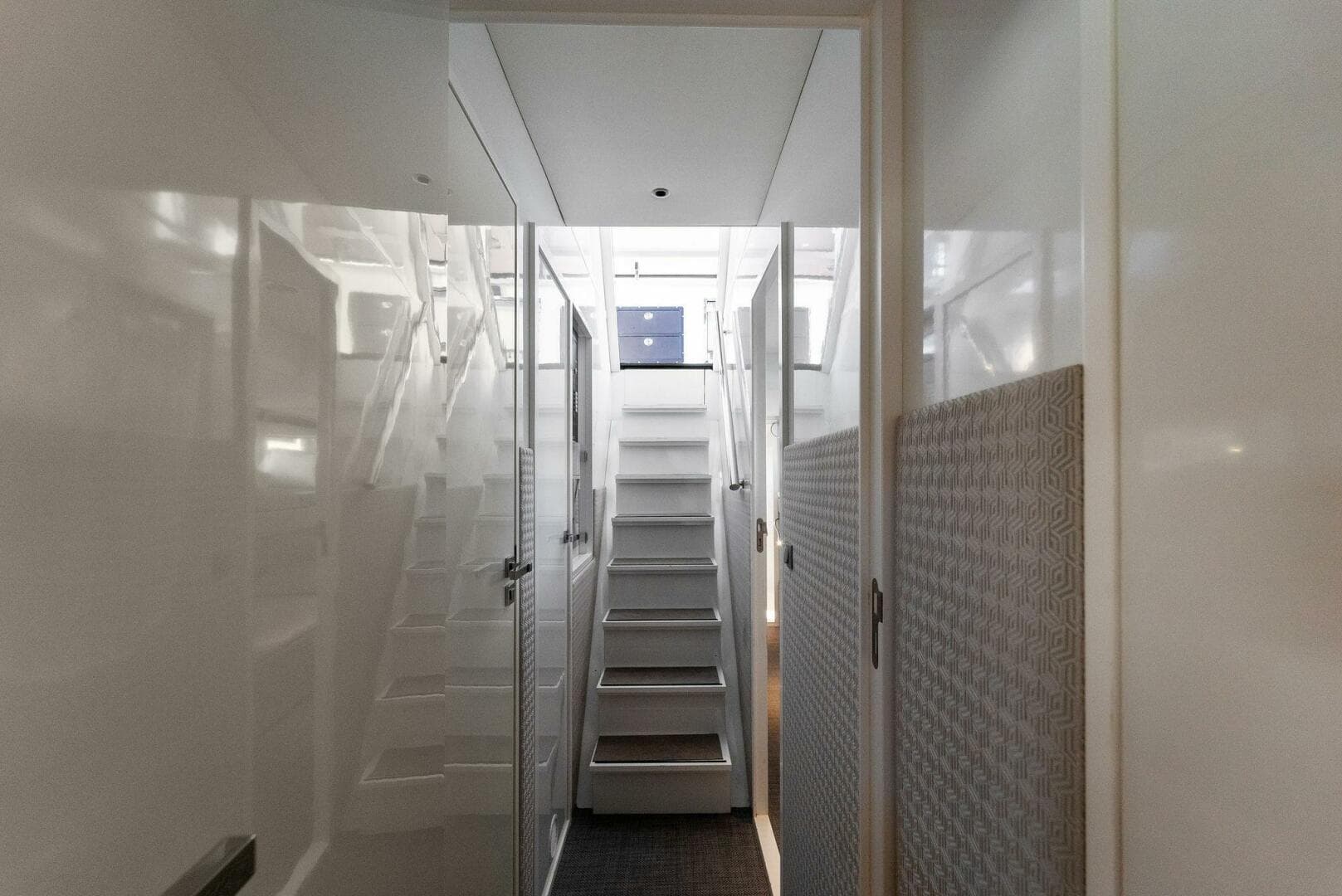 2019 Dutchcraft 56 Open — photo 33