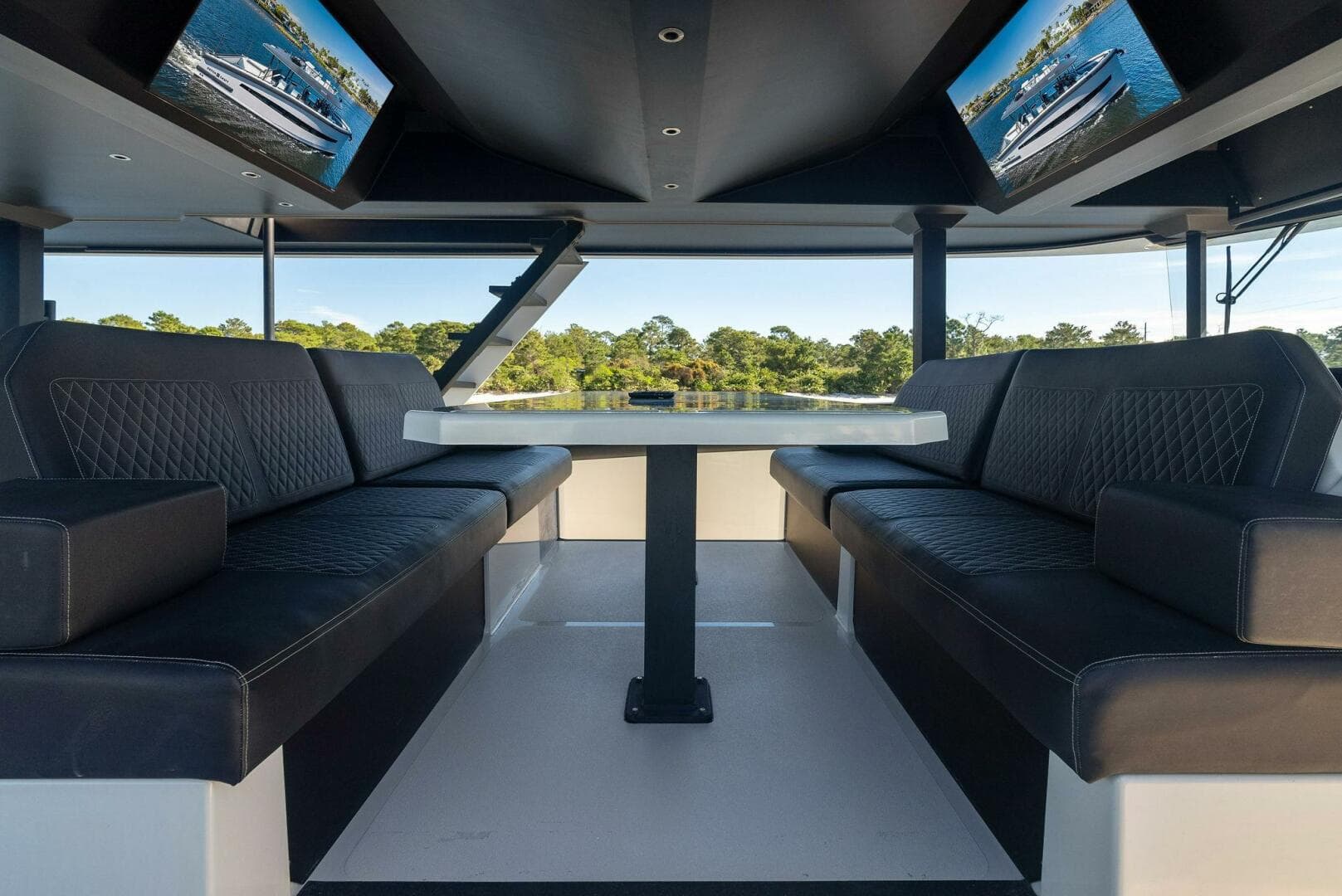 2019 Dutchcraft 56 Open — photo 25