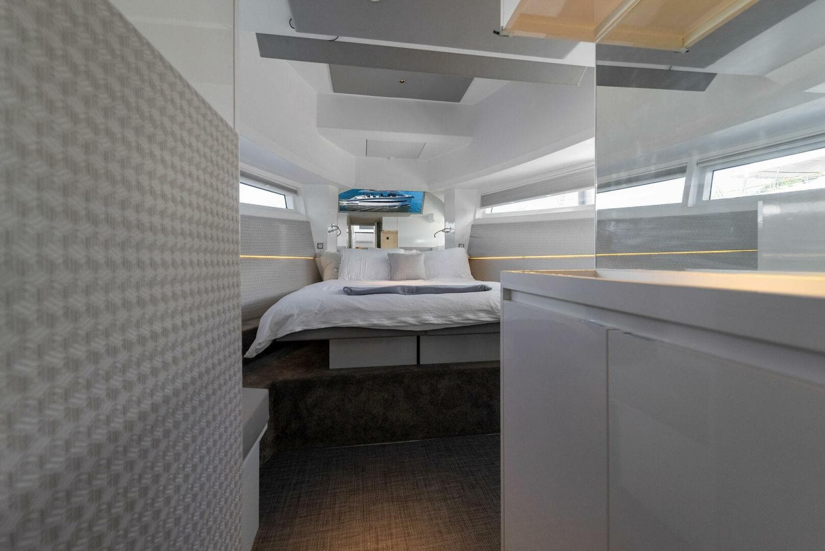 2019 Dutchcraft 56 Open — photo 34