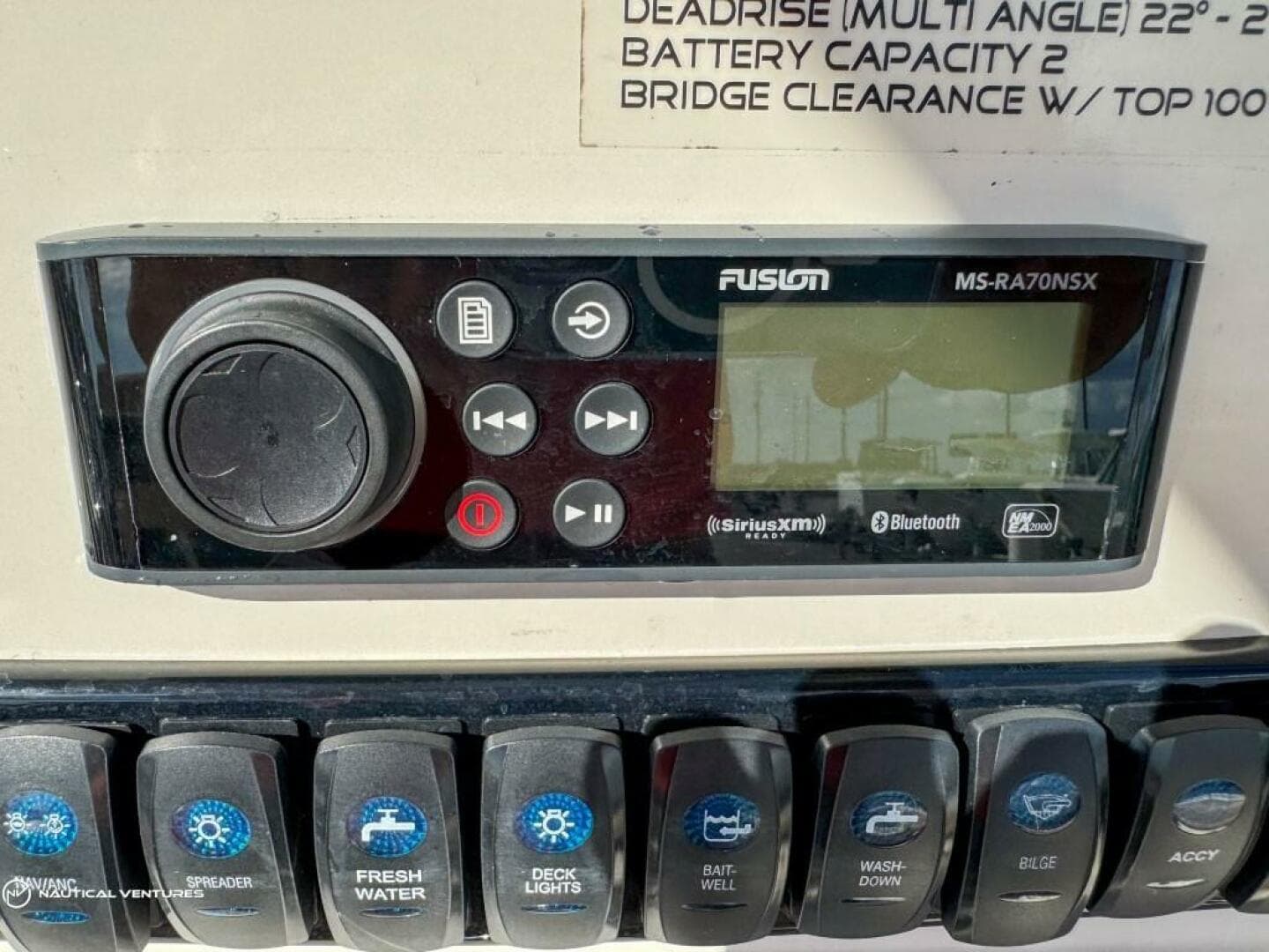 2019 Sailfish 220 CC — photo 28