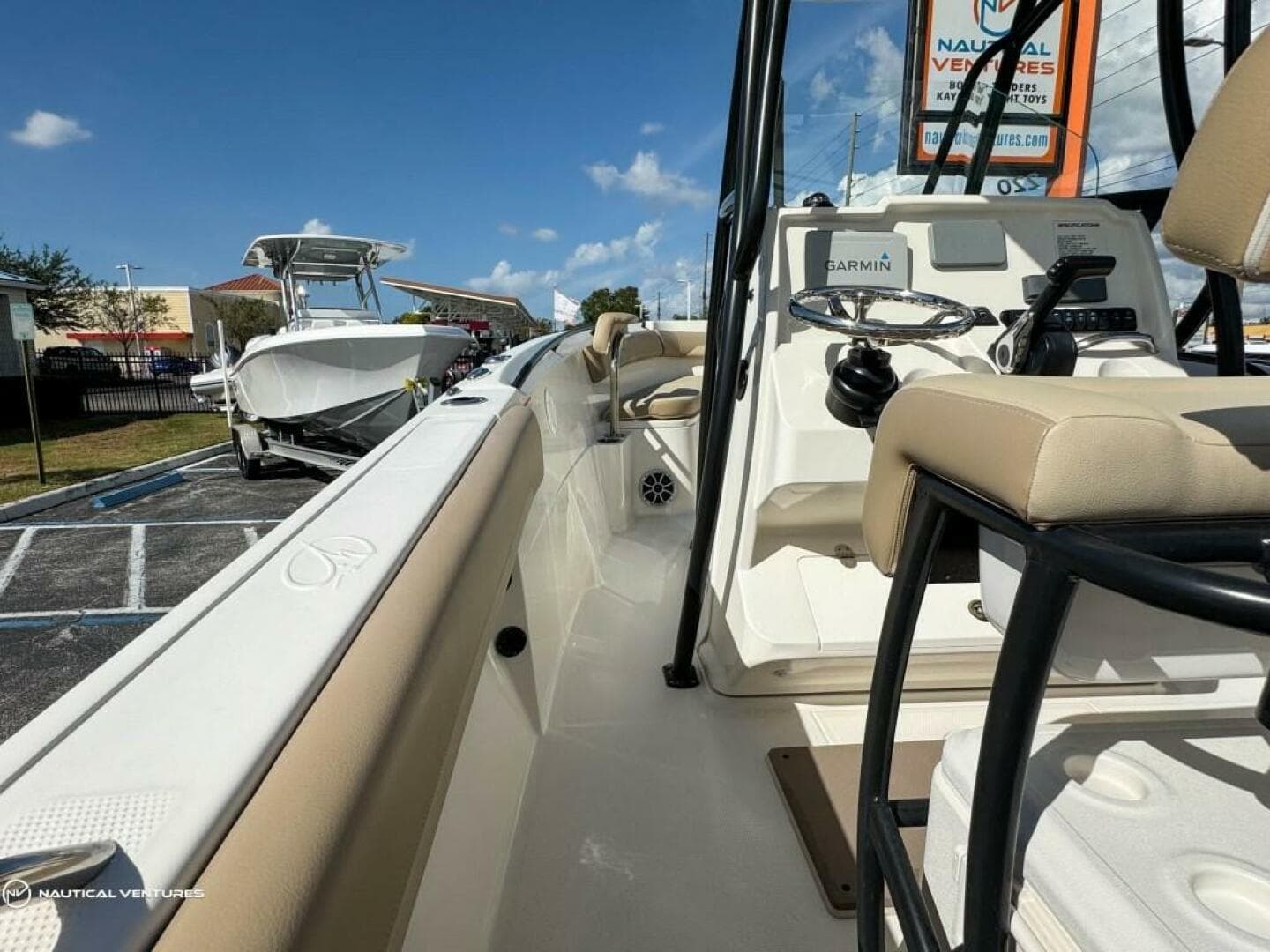 2019 Sailfish 220 CC — photo 13
