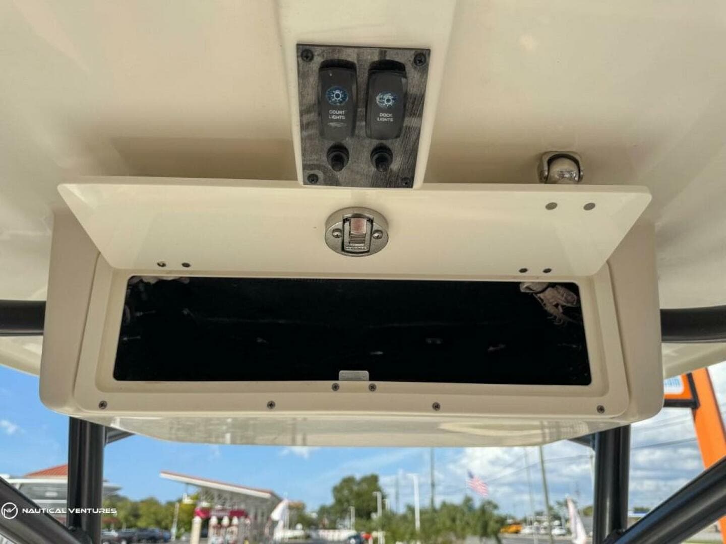 2019 Sailfish 220 CC — photo 32