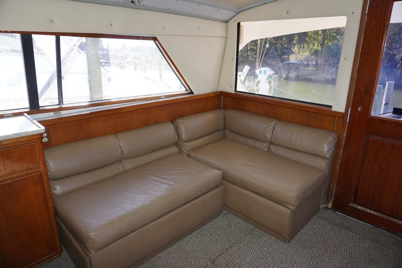 1987 Bertram 37 Convertible — photo 5