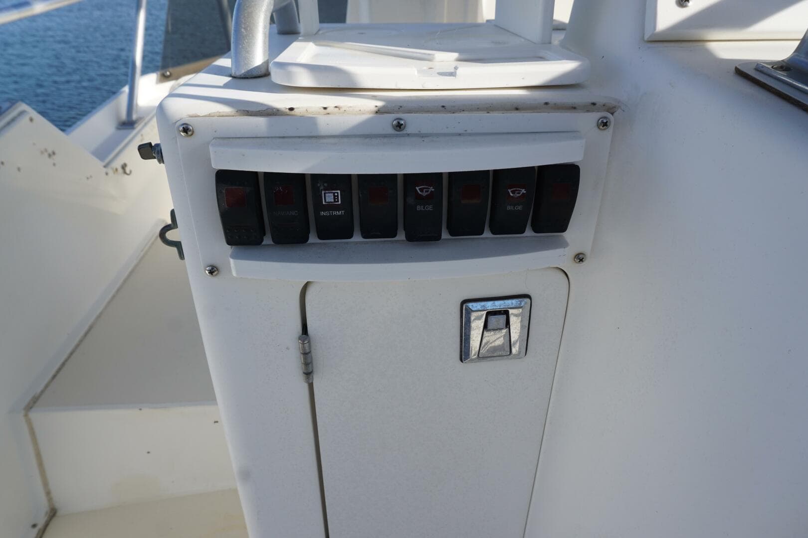 1987 Bertram 37 Convertible — photo 19