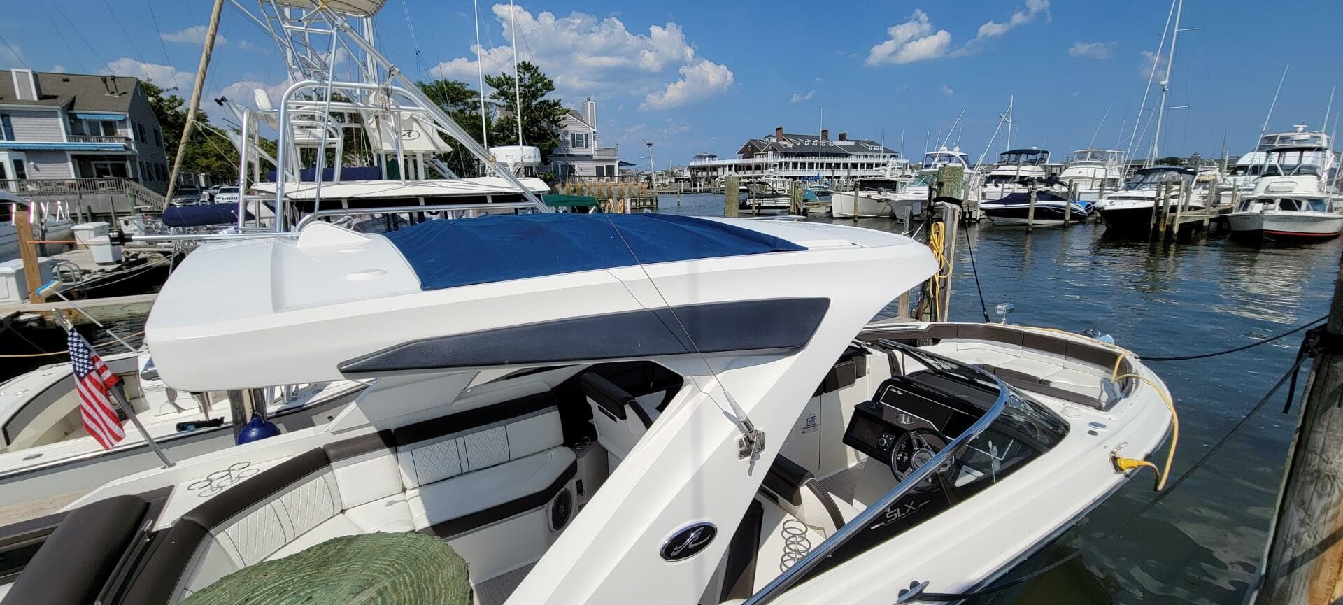 2017 Sea Ray 310 Slx — photo 13