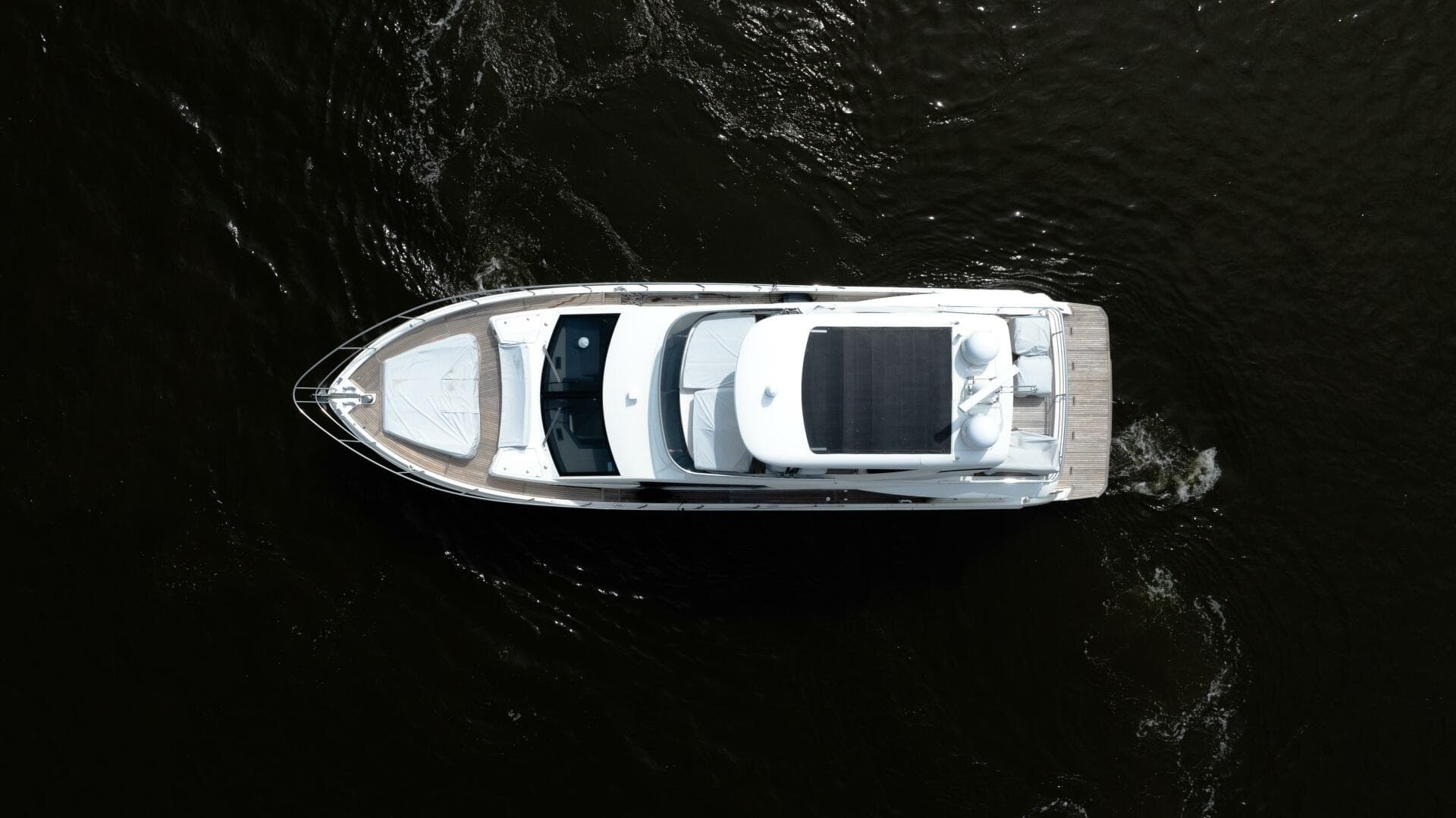 2022 Absolute 62 Fly — photo 8