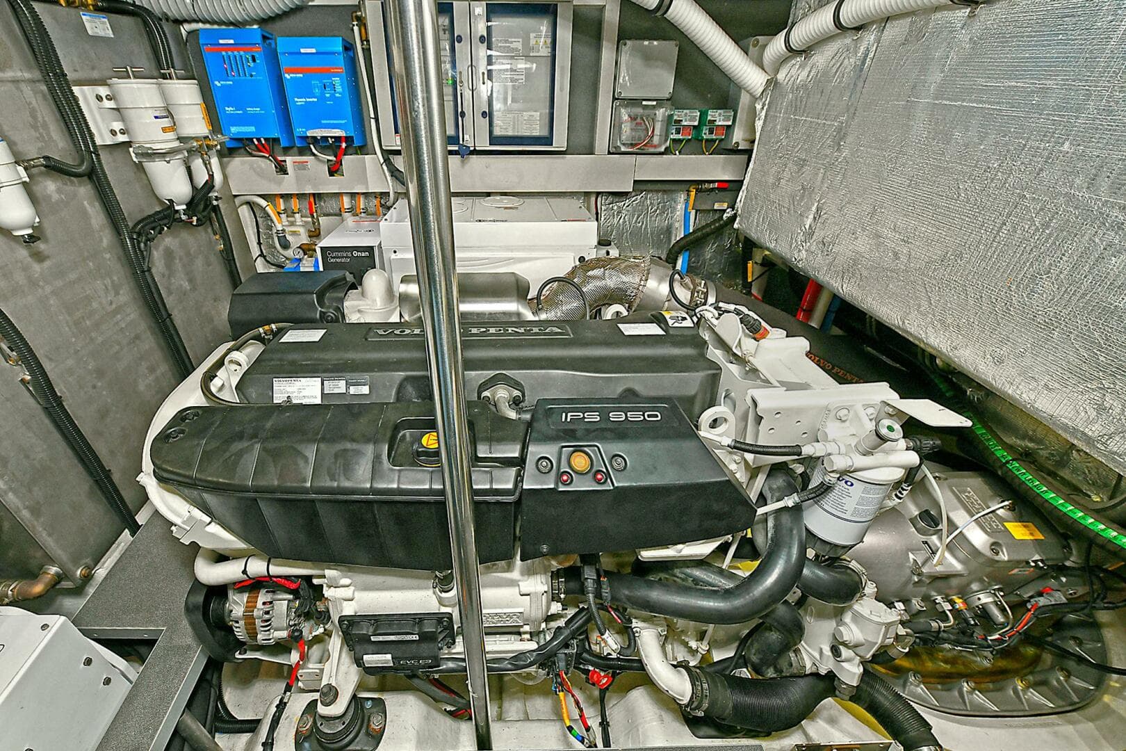 2022 Absolute 62 Fly — photo 61