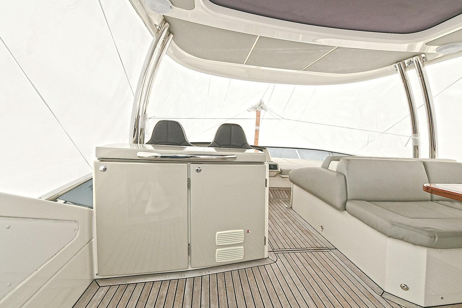 2022 Absolute 62 Fly — photo 19