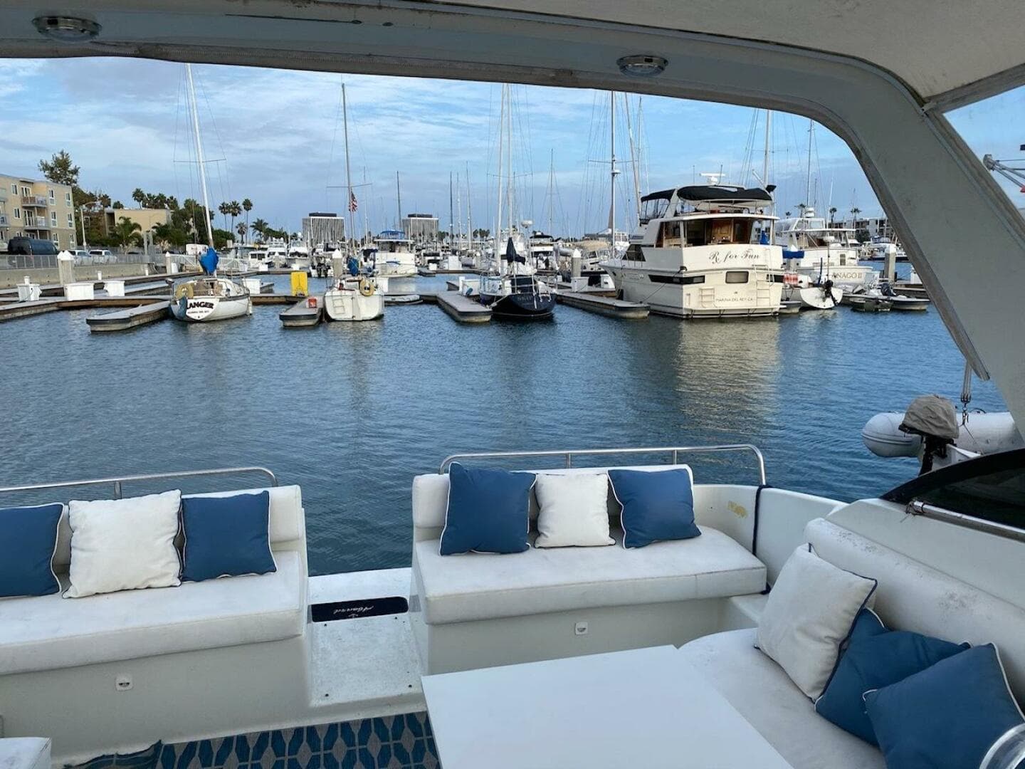 1993 Silverton 38 Express — photo 4