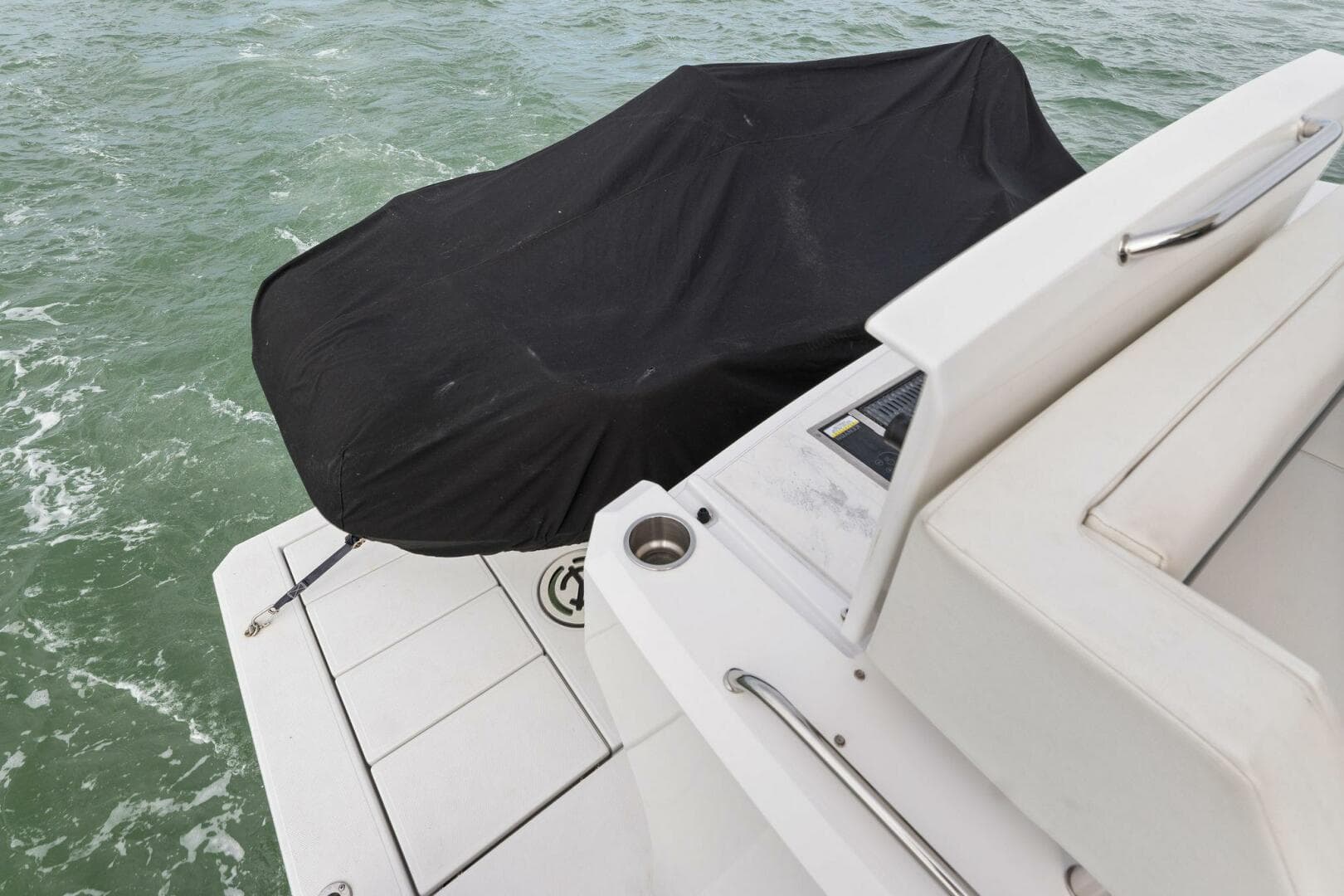 2020 Cruisers Yachts 46 Cantius — photo 5