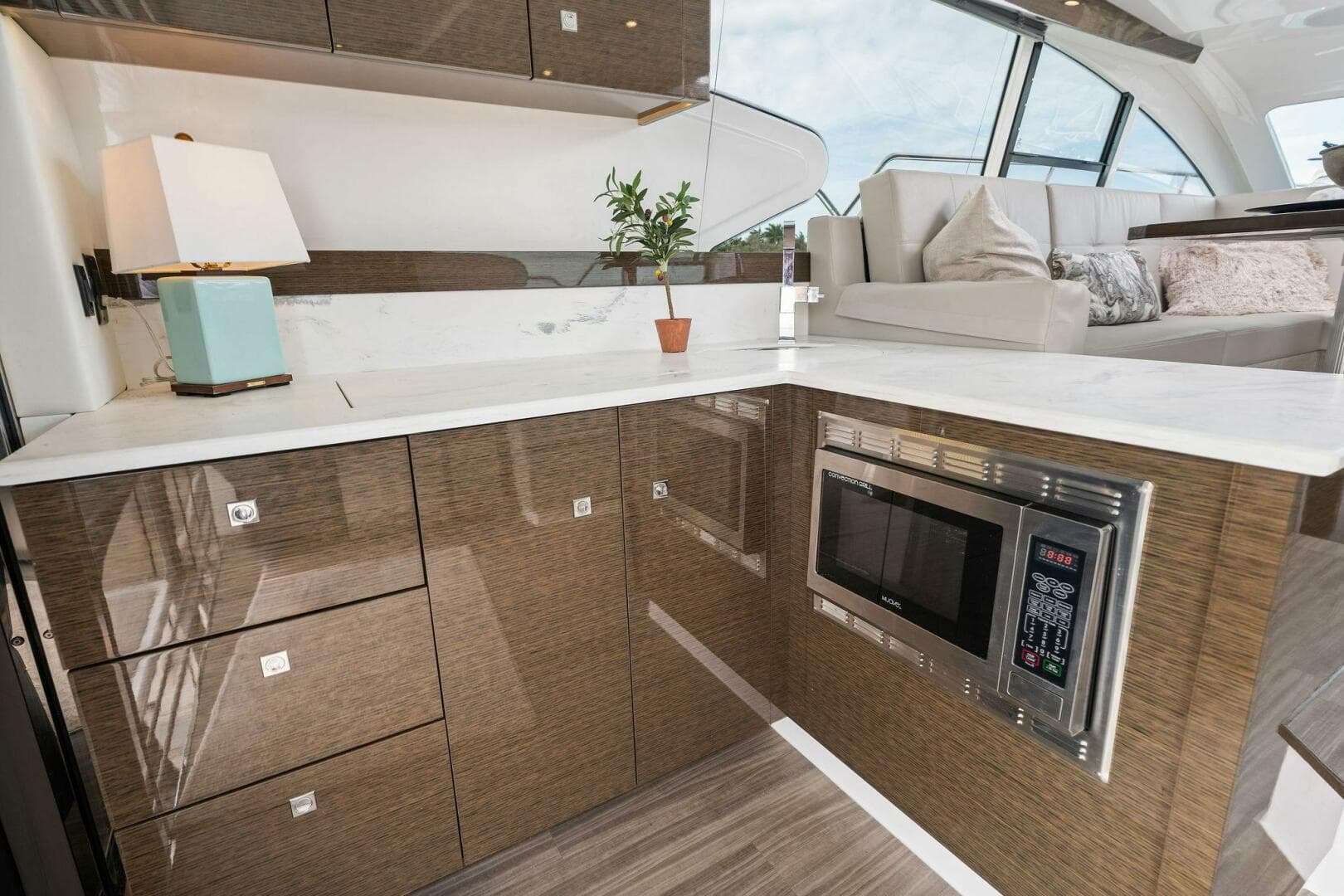 2020 Cruisers Yachts 46 Cantius — photo 19