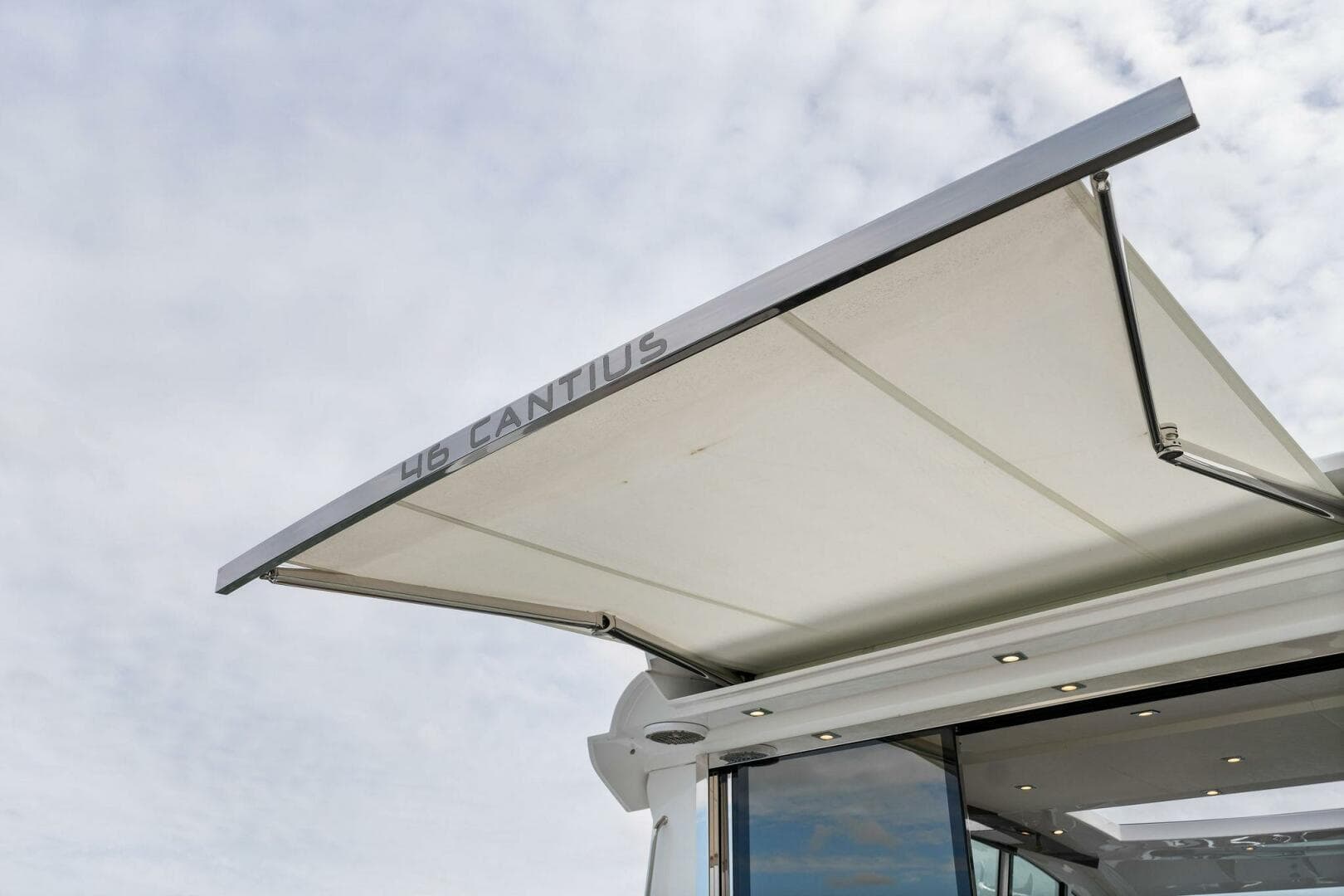 2020 Cruisers Yachts 46 Cantius — photo 13