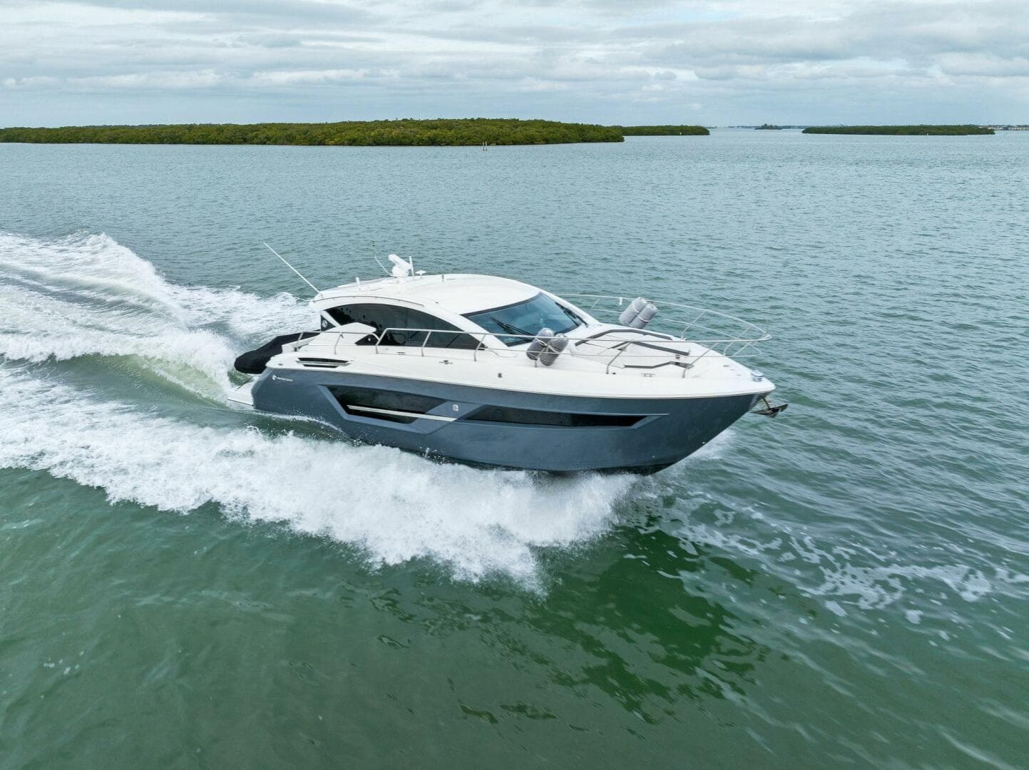 2020 Cruisers Yachts 46 Cantius — photo 73