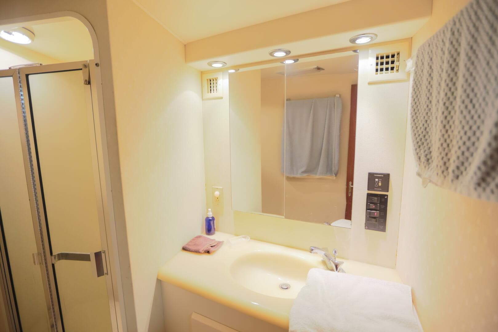 1992 Viking Convertible — photo 22