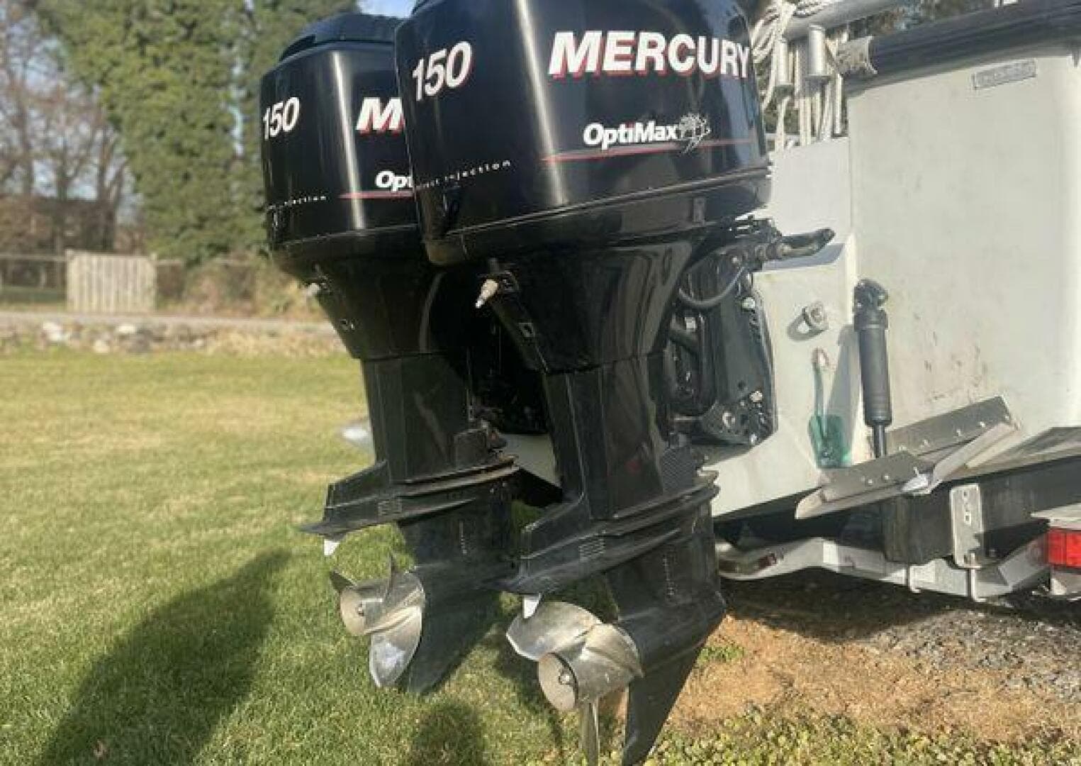 1990 Boston Whaler Frontier — photo 5