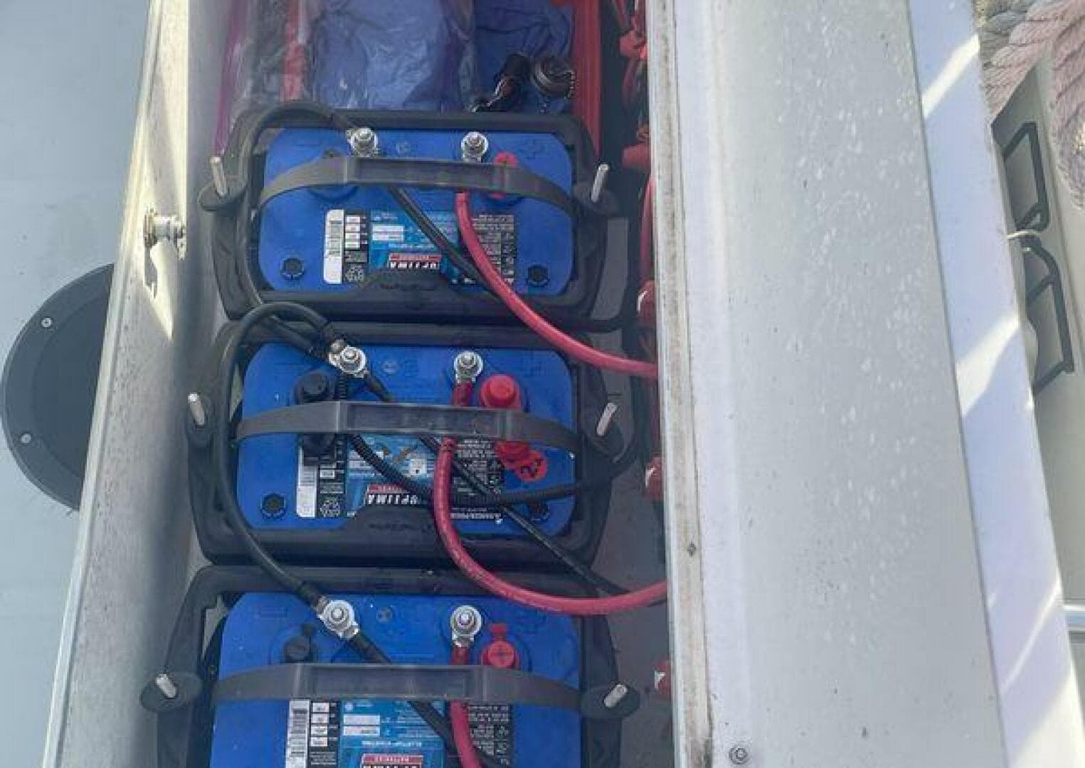 1990 Boston Whaler Frontier — photo 18