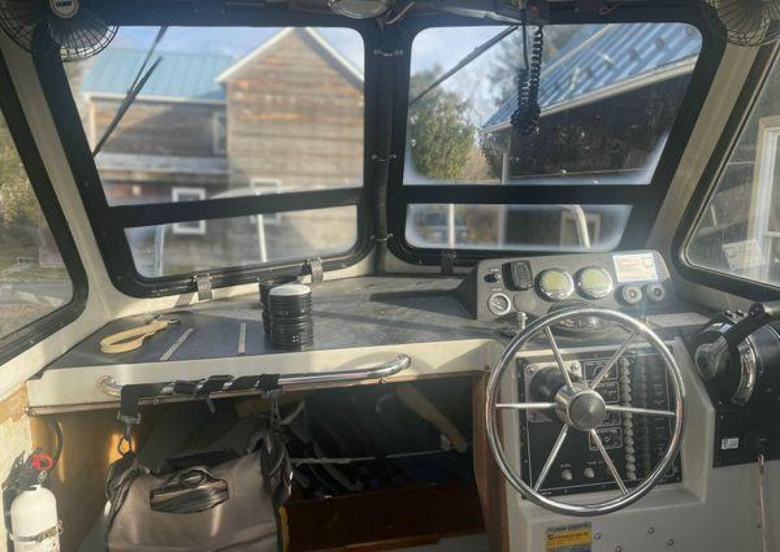 1990 Boston Whaler Frontier — photo 15