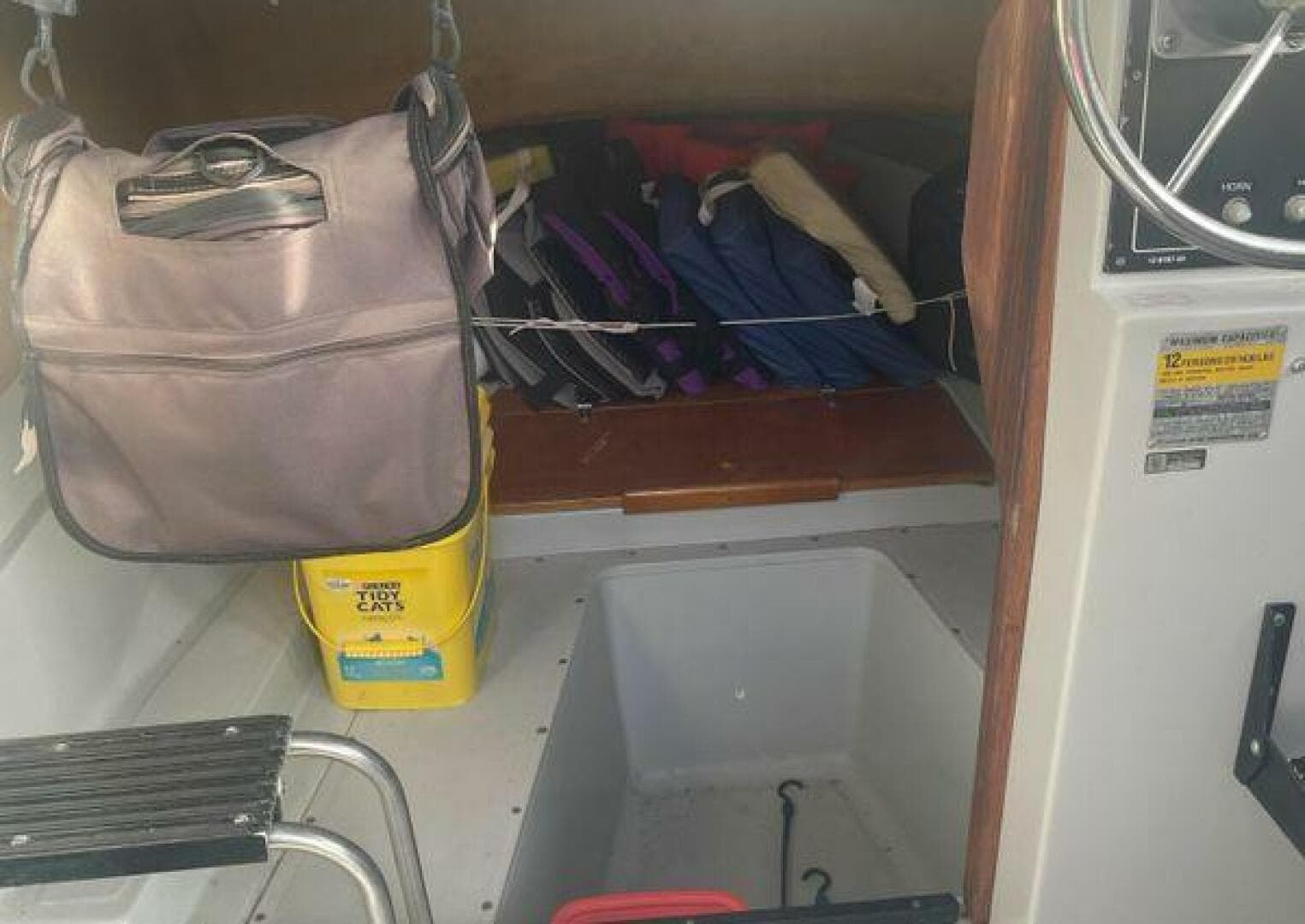 1990 Boston Whaler Frontier — photo 16