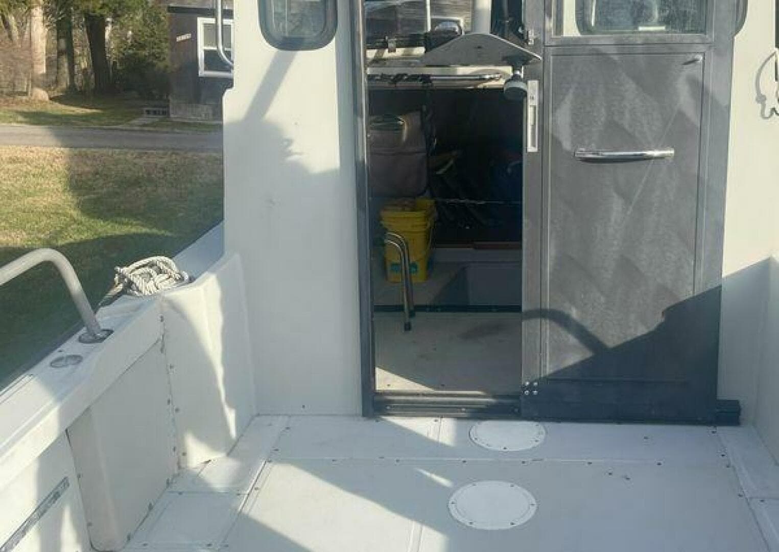 1990 Boston Whaler Frontier — photo 8