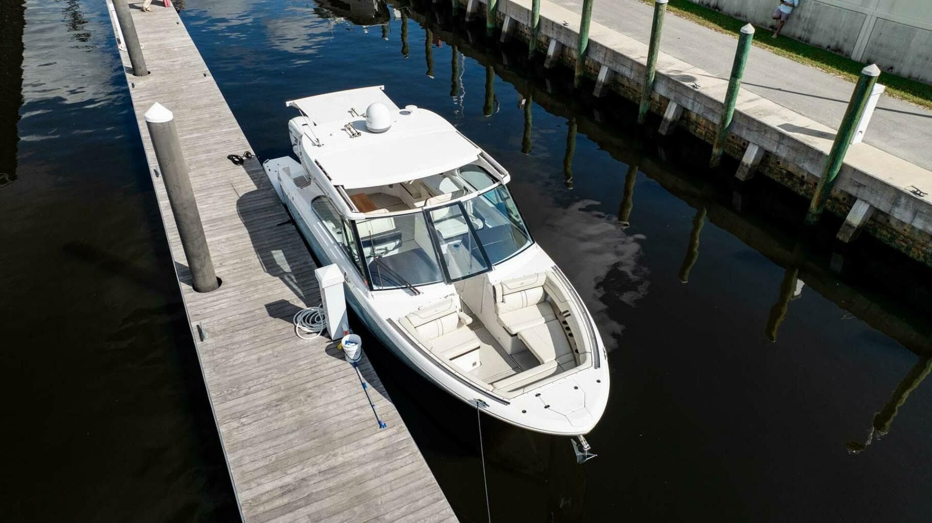 2022 Regal LX 36 — photo 46