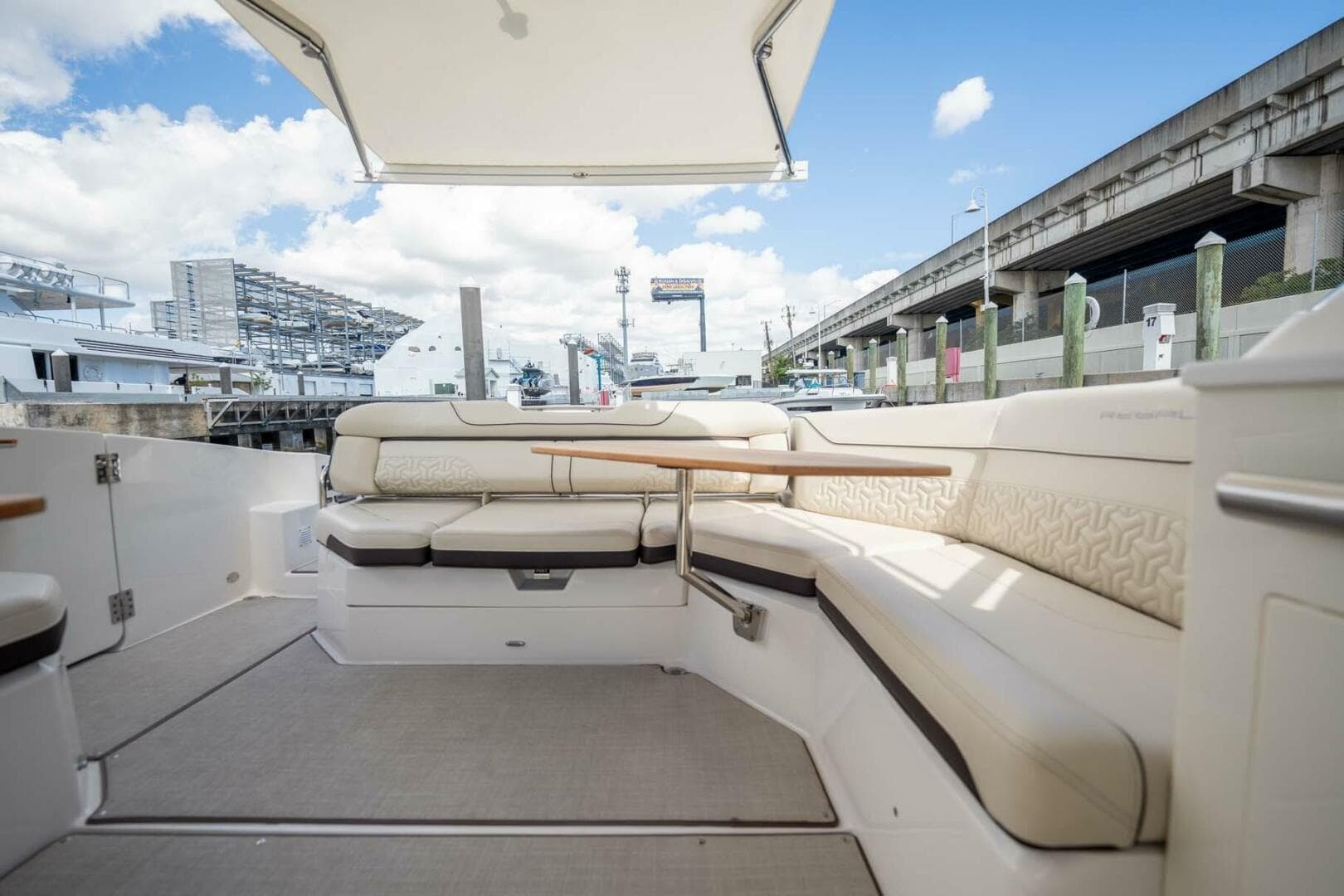 2022 Regal LX 36 — photo 22