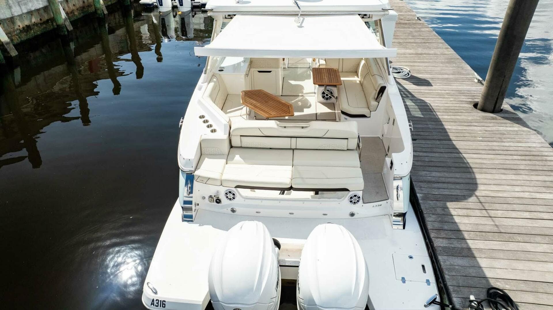 2022 Regal LX 36 — photo 51