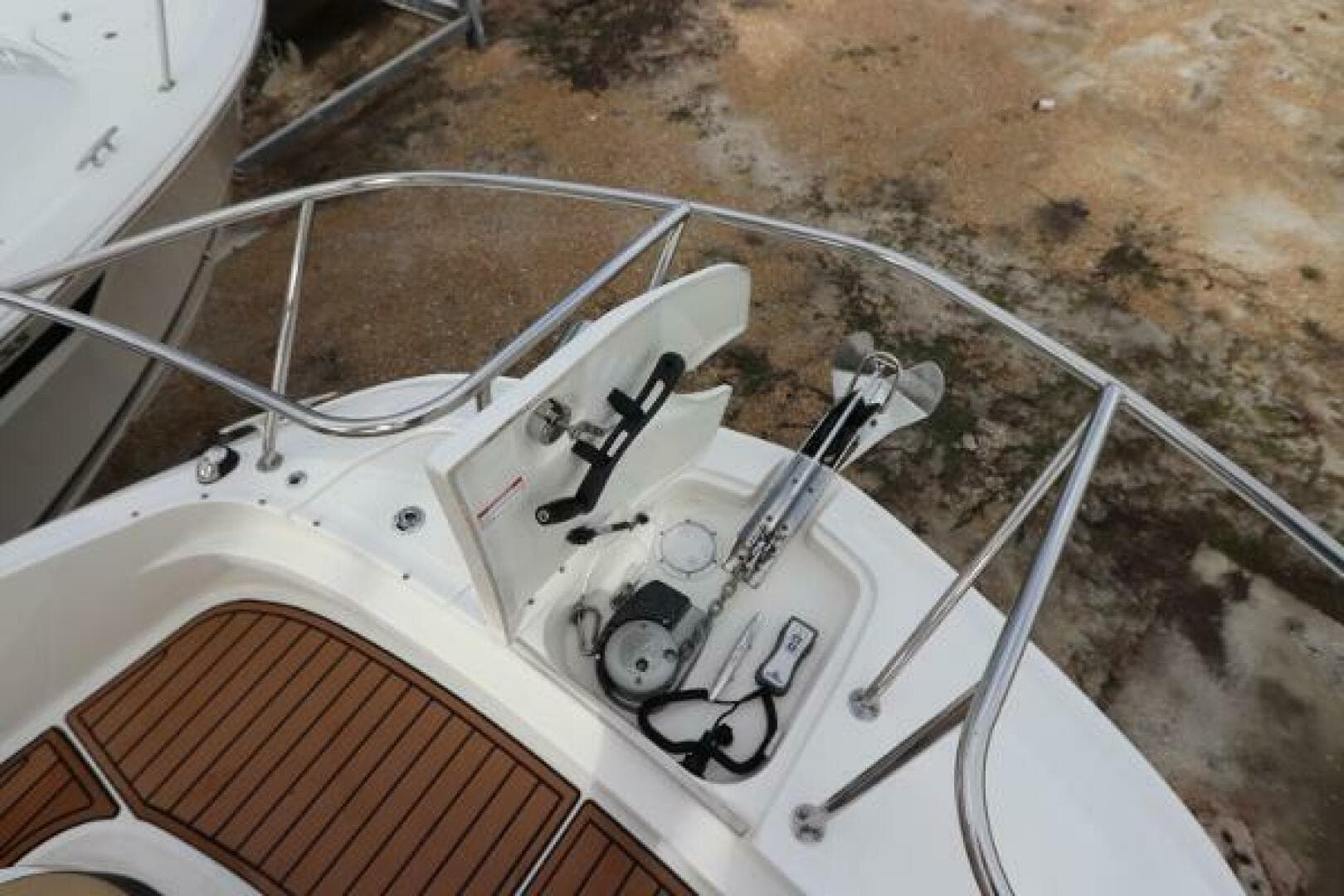 2019 Sea Ray 320 Sundancer — photo 29