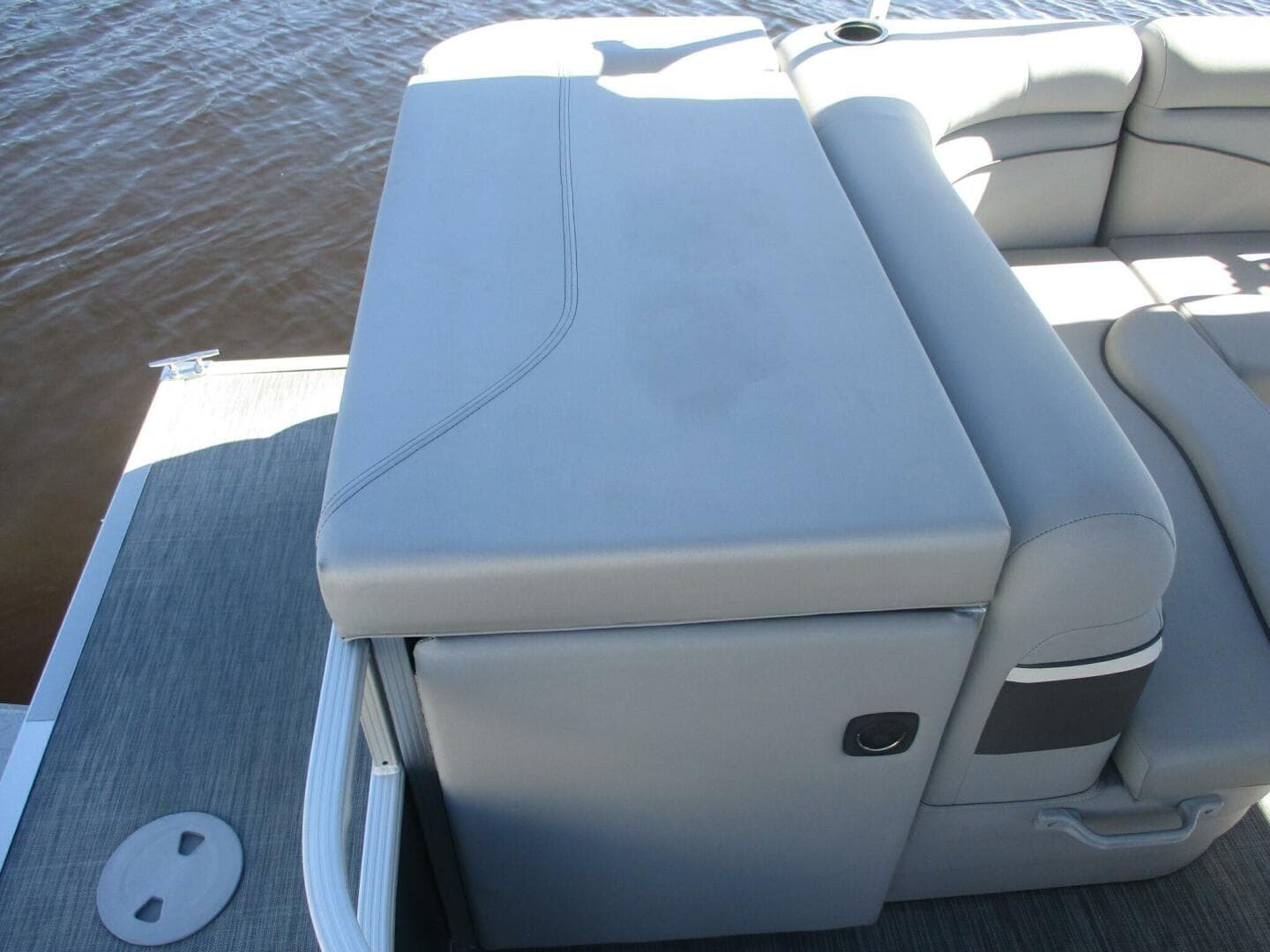 2021 Bennington — photo 3