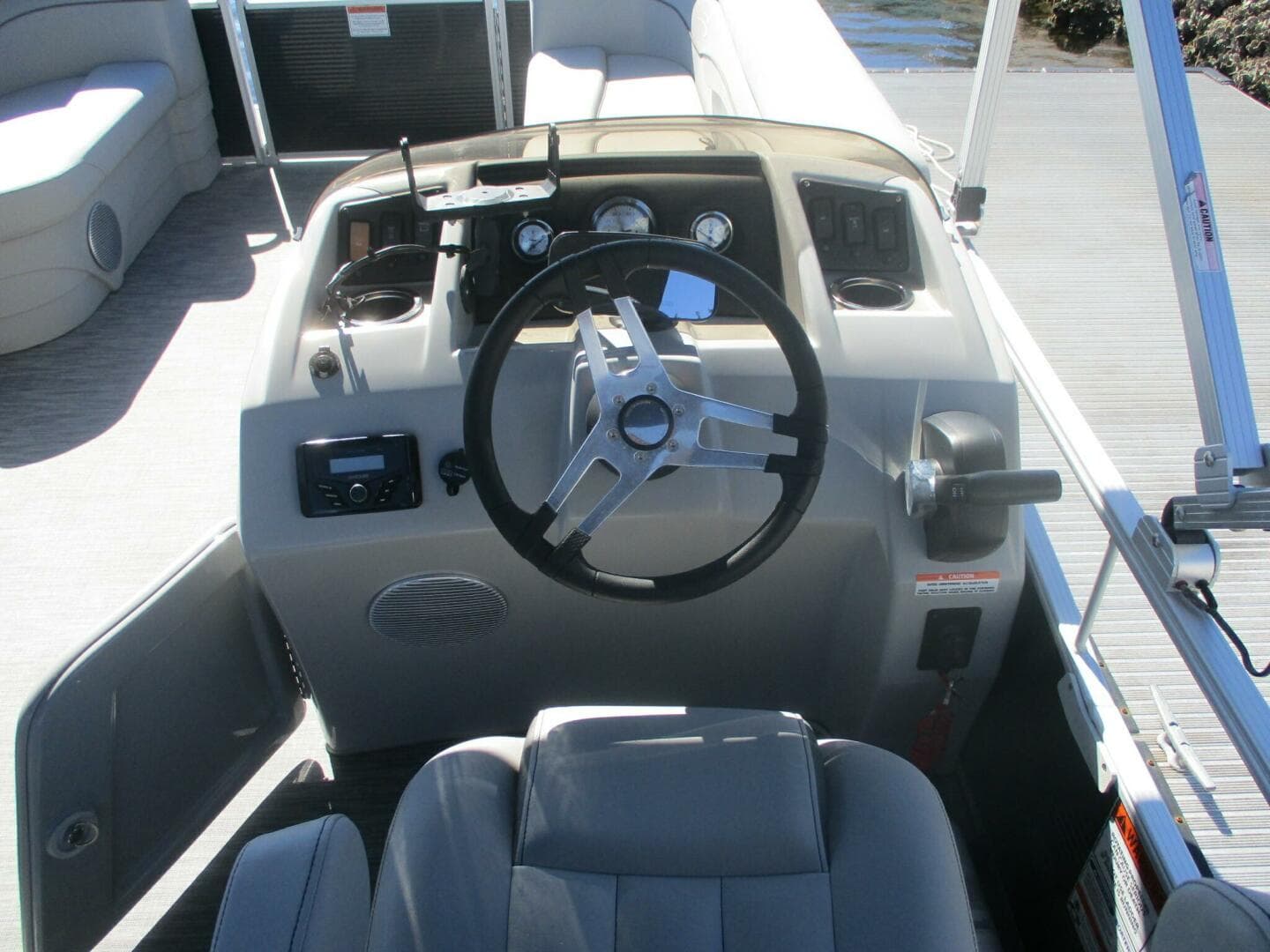 2021 Bennington — photo 5