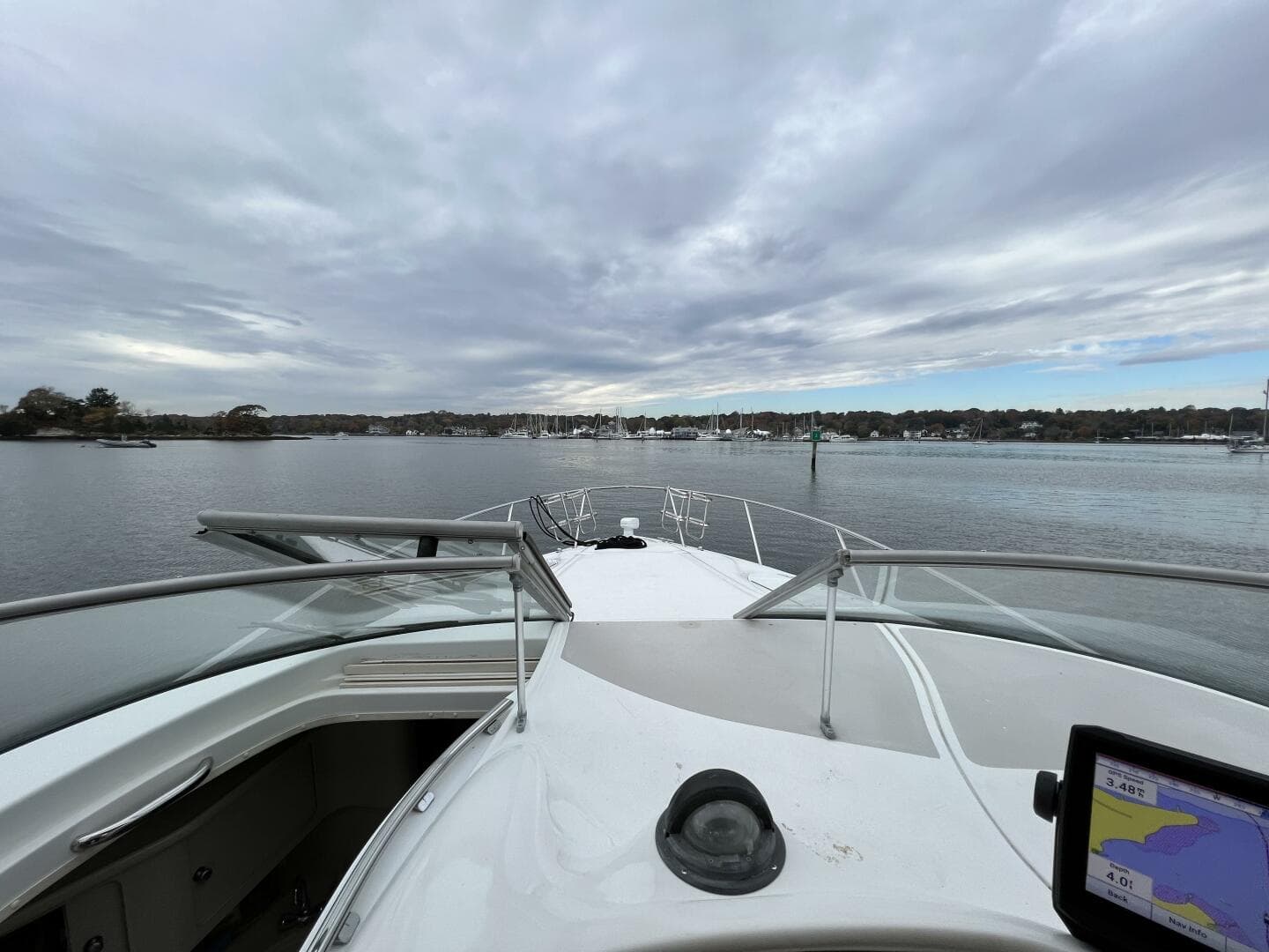 1998 Chris-Craft 320 Express Cruiser — photo 10