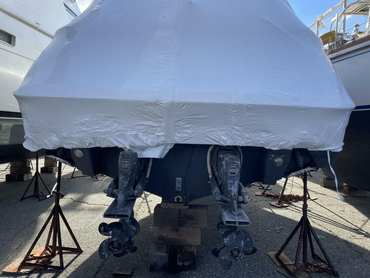 1998 Chris-Craft 320 Express Cruiser — photo 11