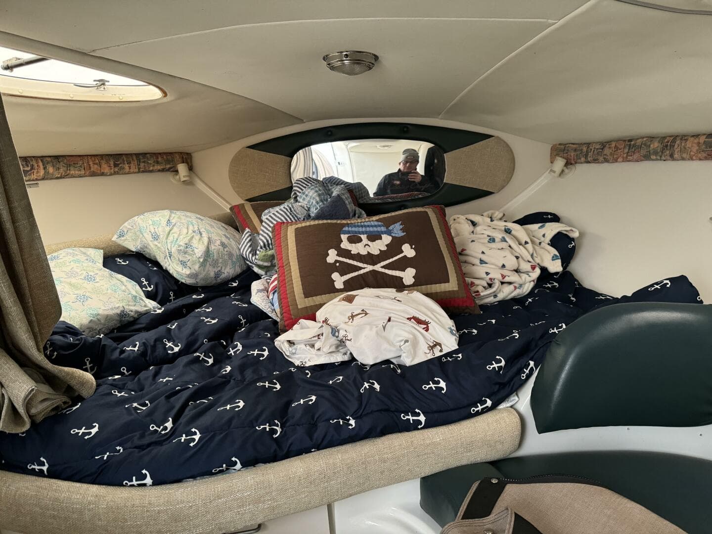 1998 Chris-Craft 320 Express Cruiser — photo 18