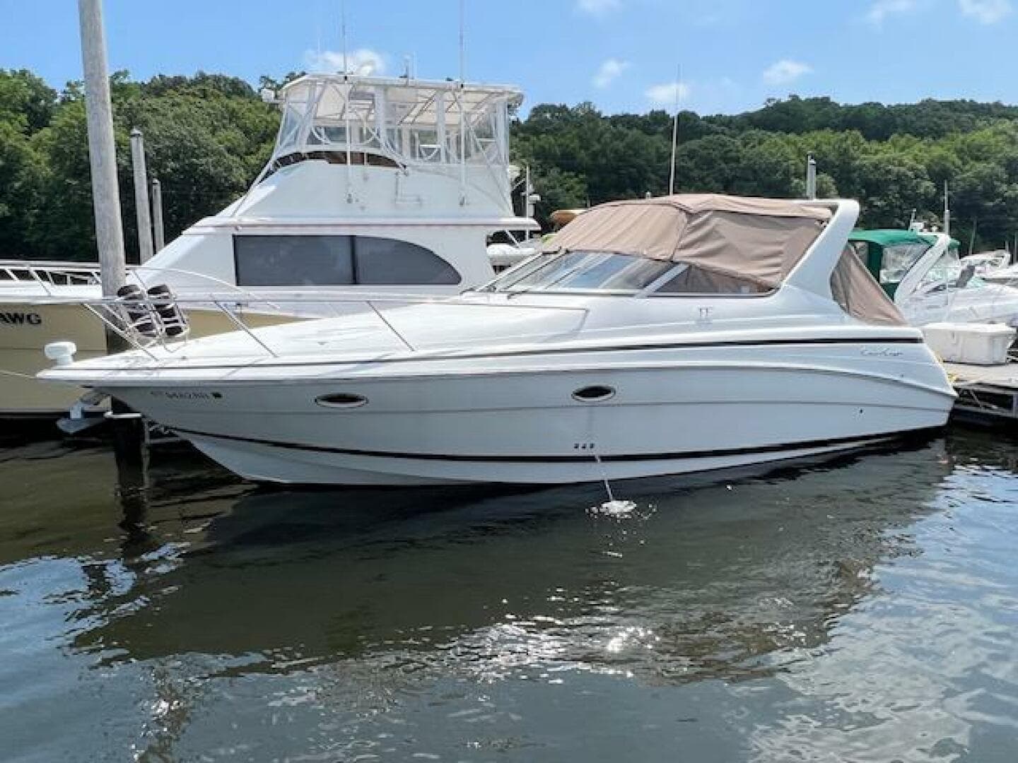 1998 Chris-Craft 320 Express Cruiser — photo 1