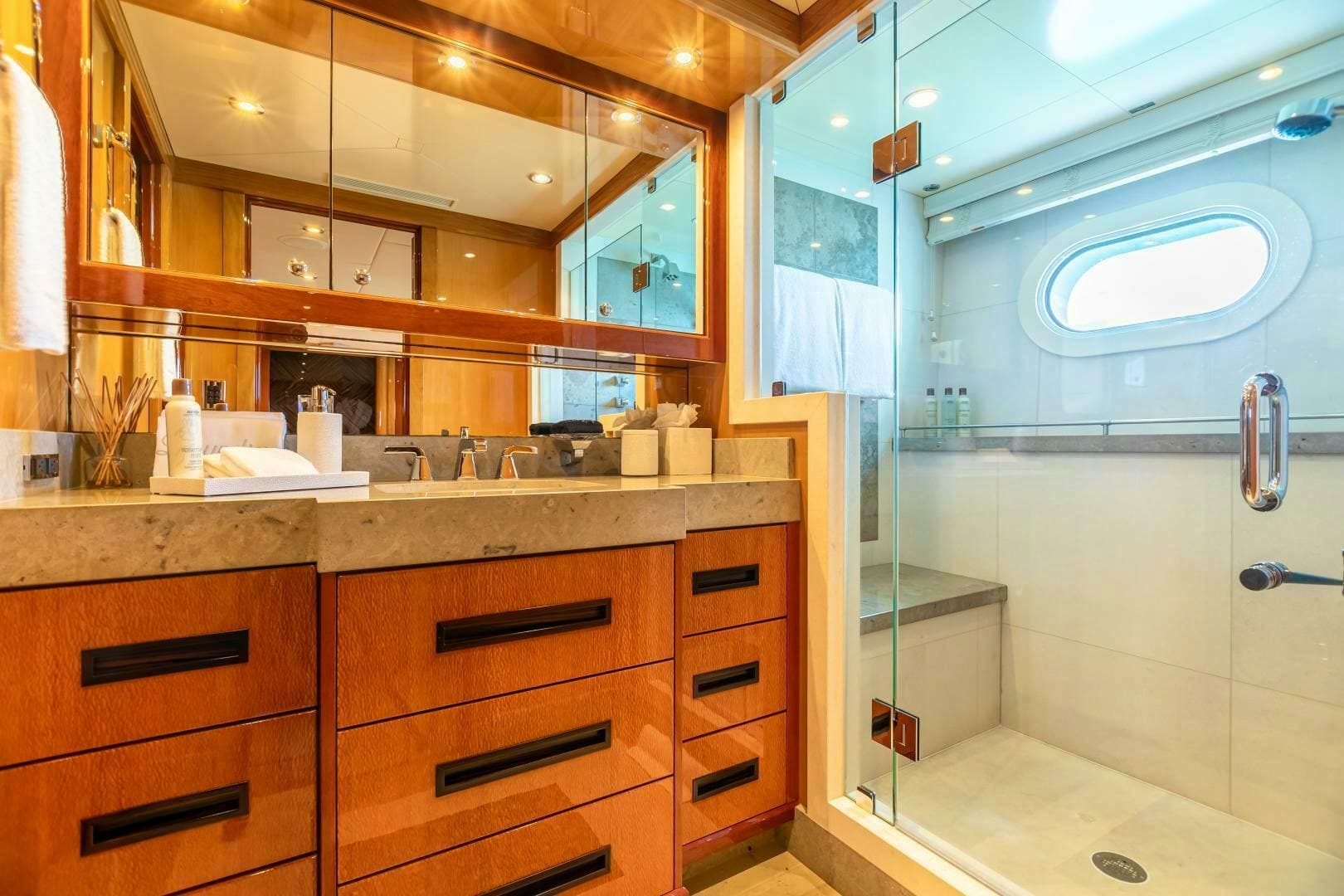 2011 Trinity Yachts Trinity 164 — photo 24