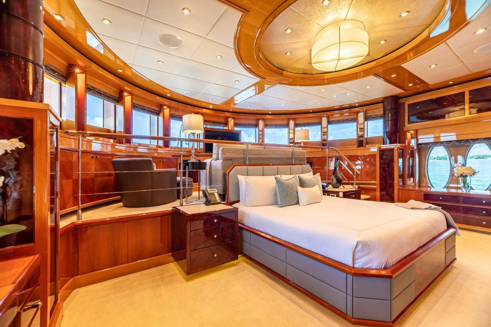 2011 Trinity Yachts Trinity 164 — photo 16