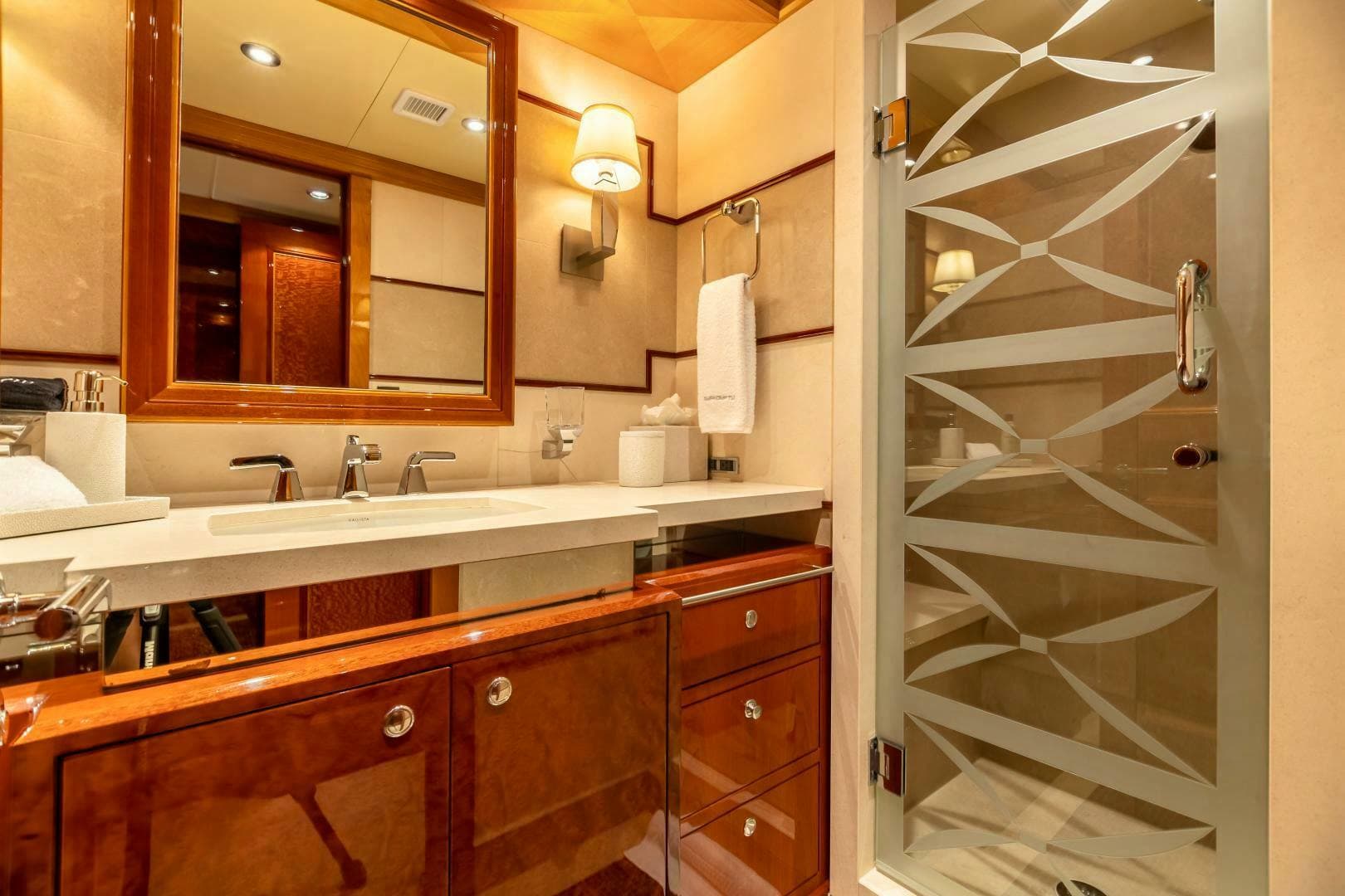 2011 Trinity Yachts Trinity 164 — photo 32