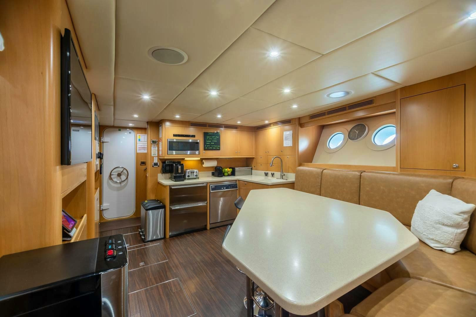 2011 Trinity Yachts Trinity 164 — photo 57