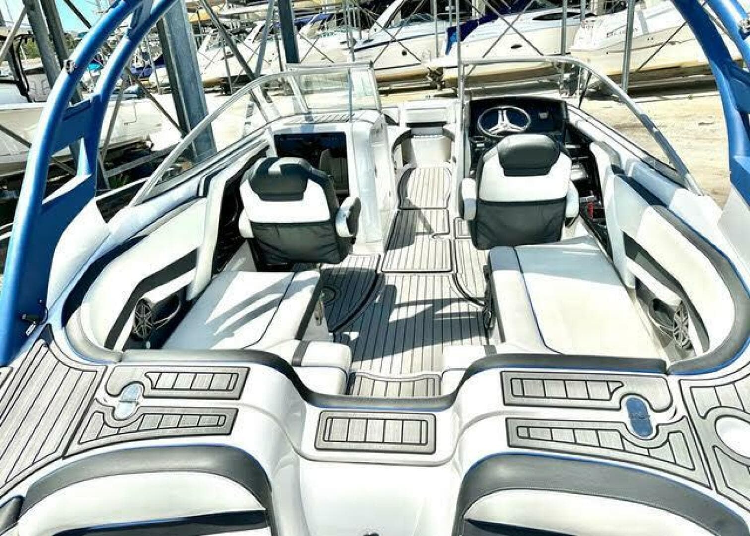 2018 Yamaha Boats — photo 15