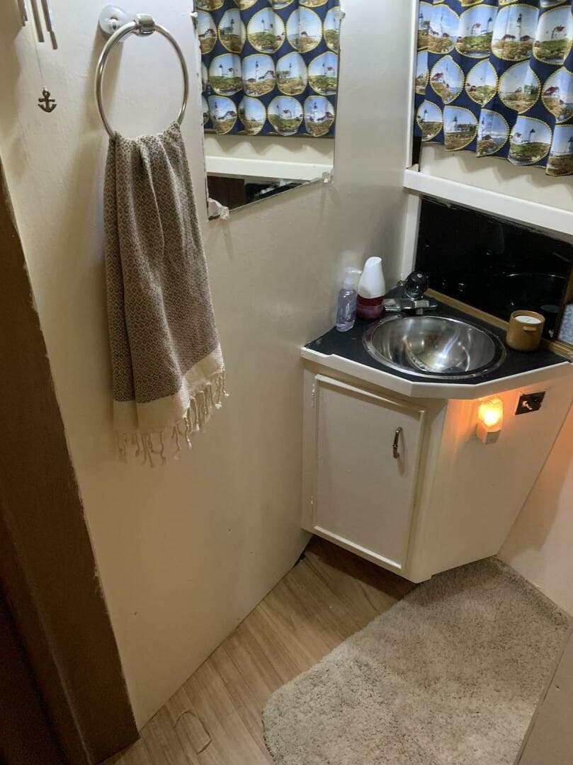 1984 Carver Mariner — photo 14