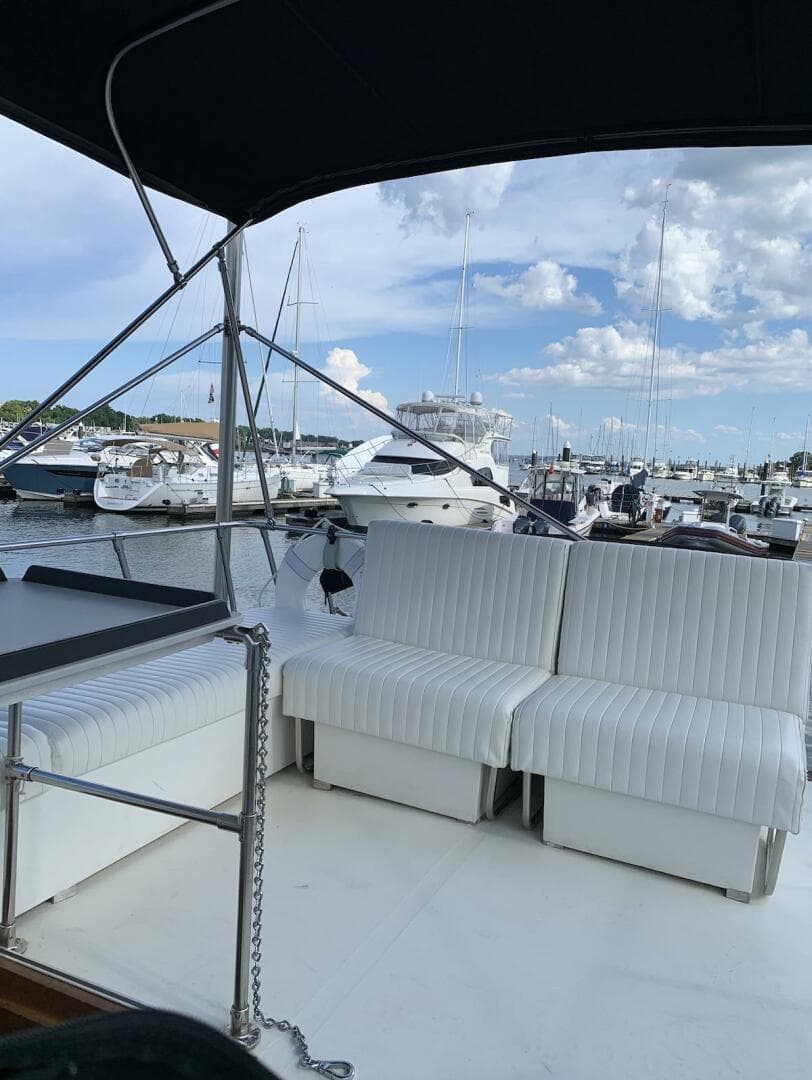 1984 Carver Mariner — photo 9