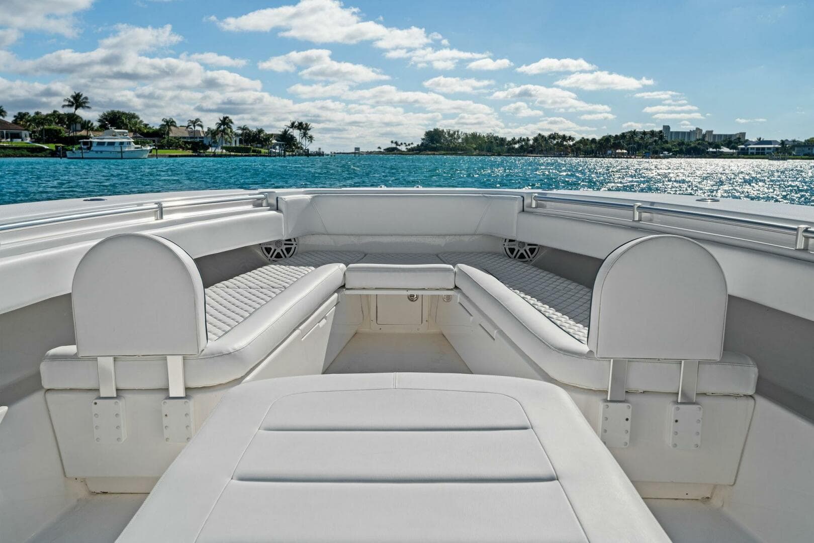 2019 Invincible 42 Open Fisherman — photo 15