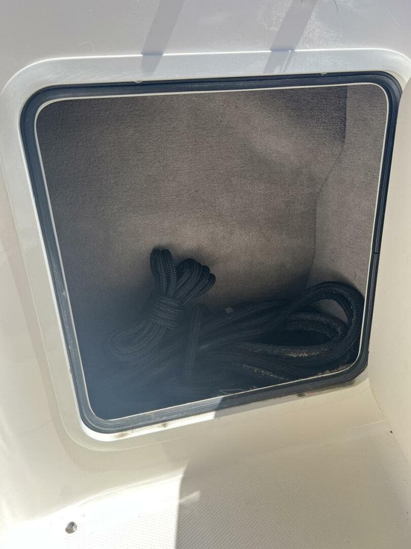 2005 Sea Ray 280 Sundancer — photo 21