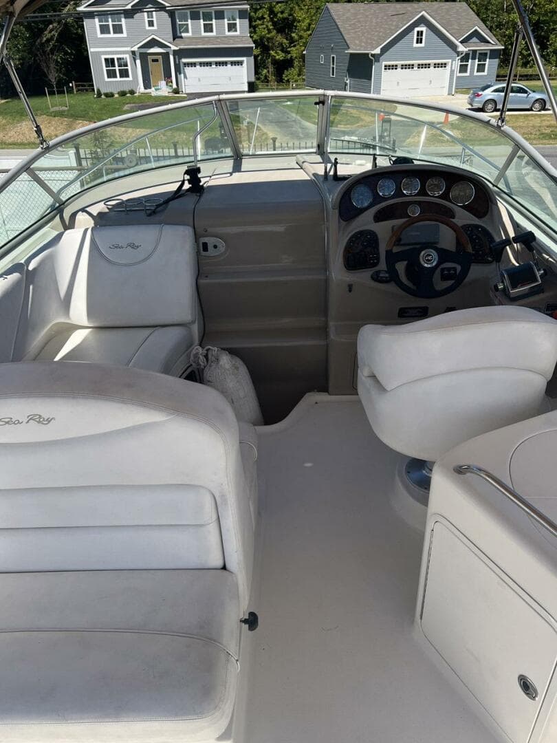 2005 Sea Ray 280 Sundancer — photo 22