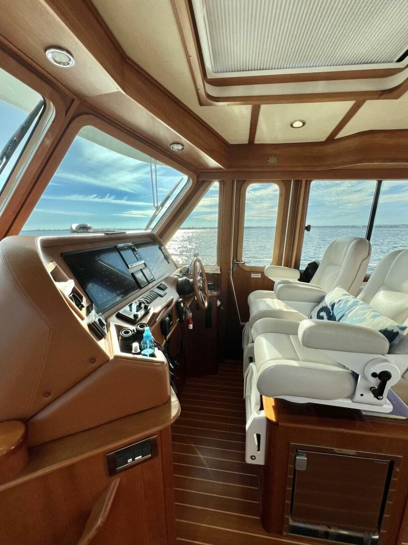 2017 Sabre 48 Salon Express — photo 17