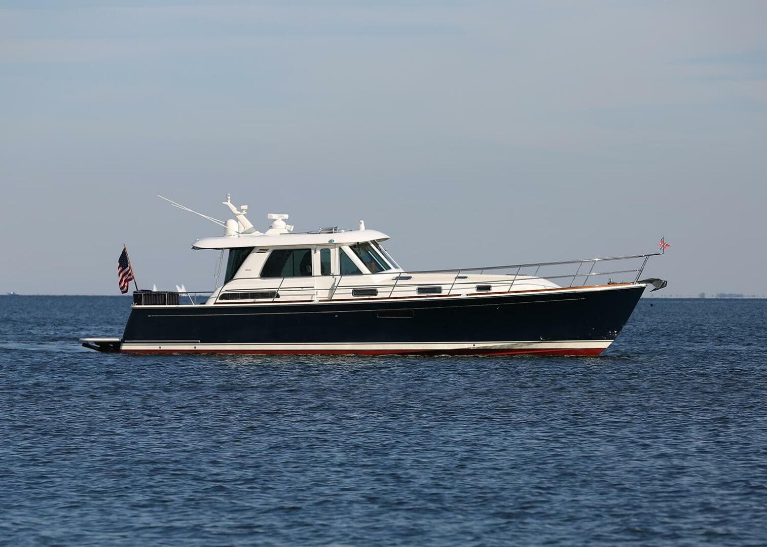 2017 Sabre 48 Salon Express — photo 1