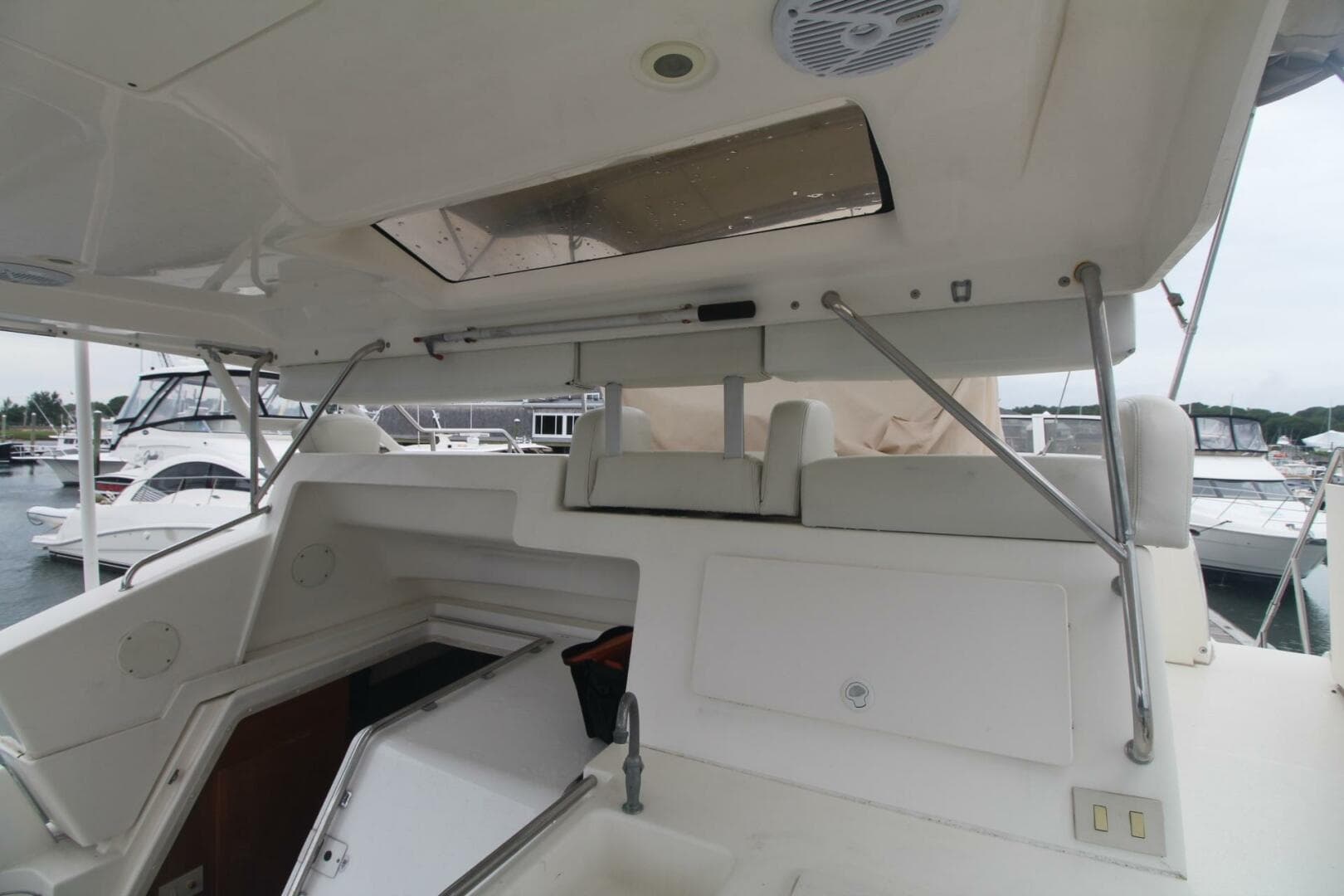 2000 Silverton 392 Aft Cabin — photo 47