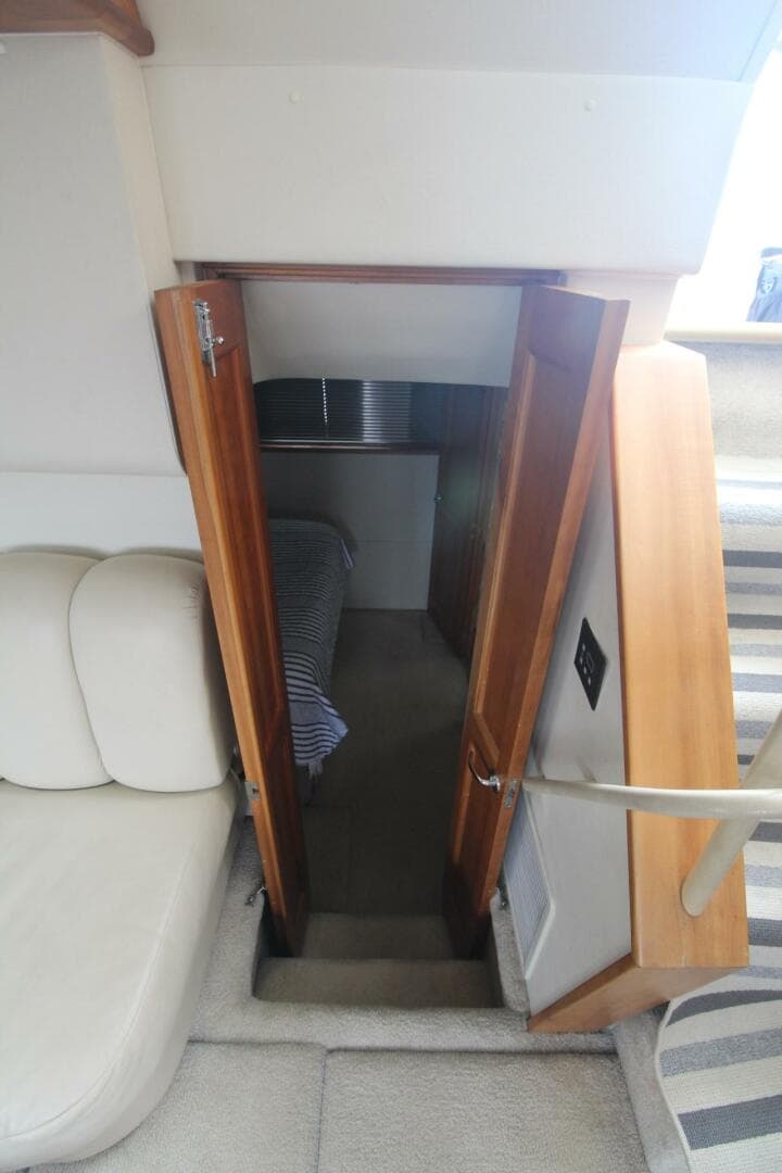 2000 Silverton 392 Aft Cabin — photo 29
