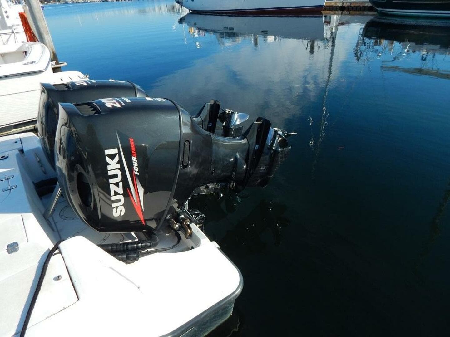 1996 Mako 282 Center Console — photo 8