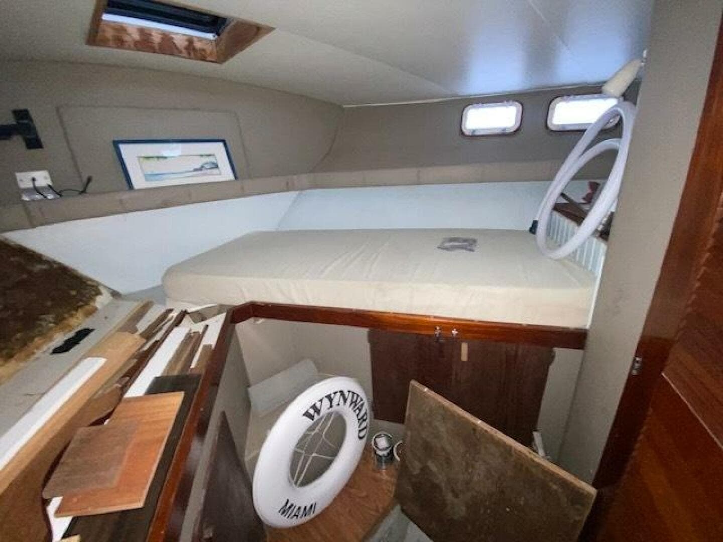 1976 Marine Management — photo 35